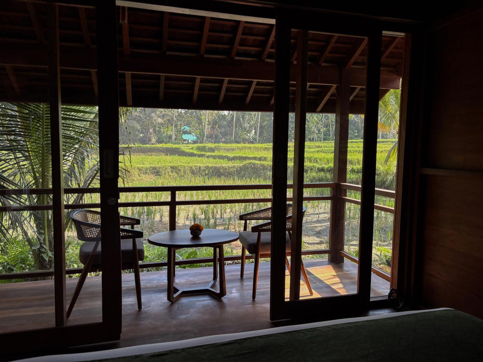 Rice Field Heated Pool Villa with Free Benefit