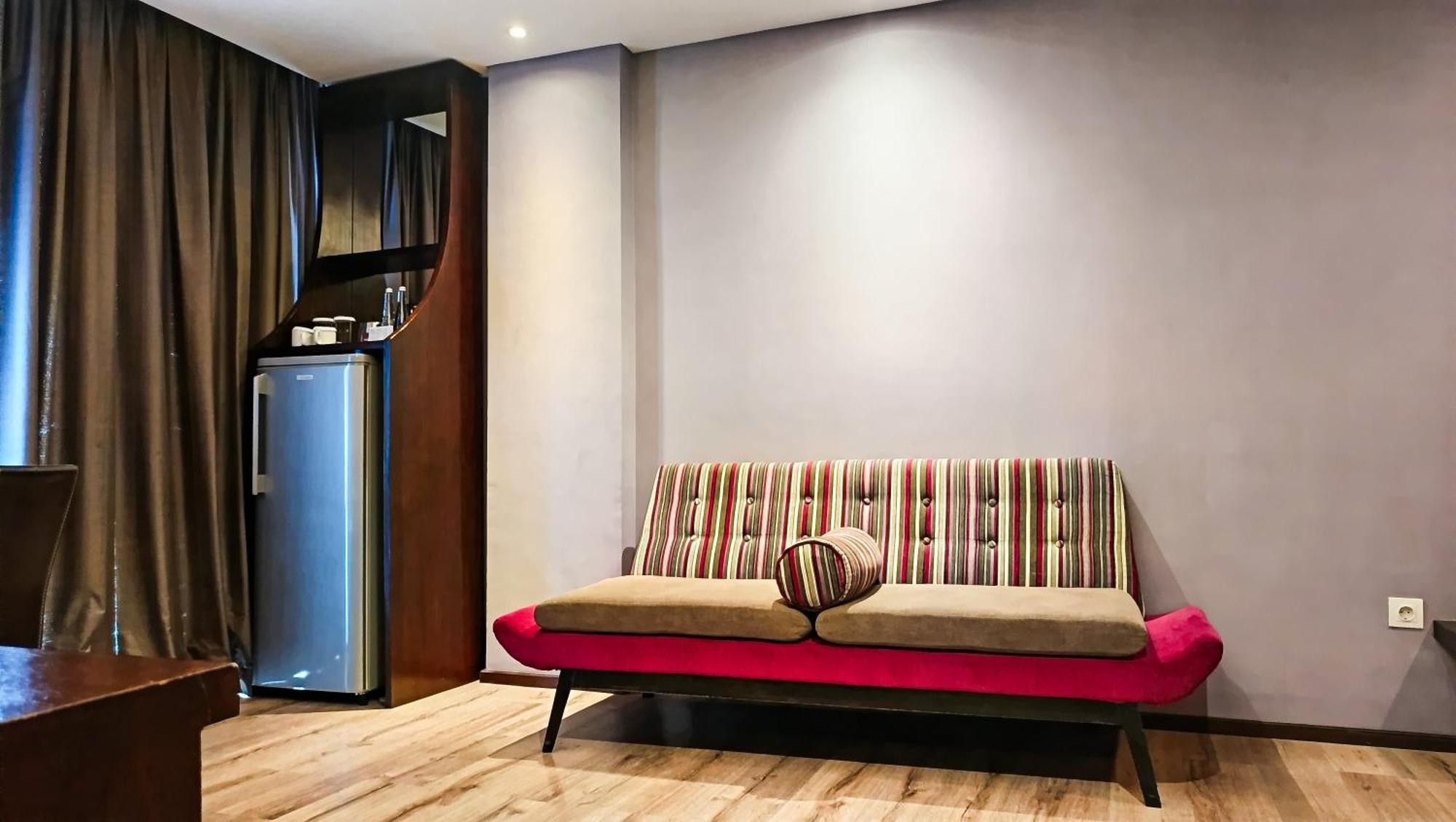 Deluxe Suite with King Bed