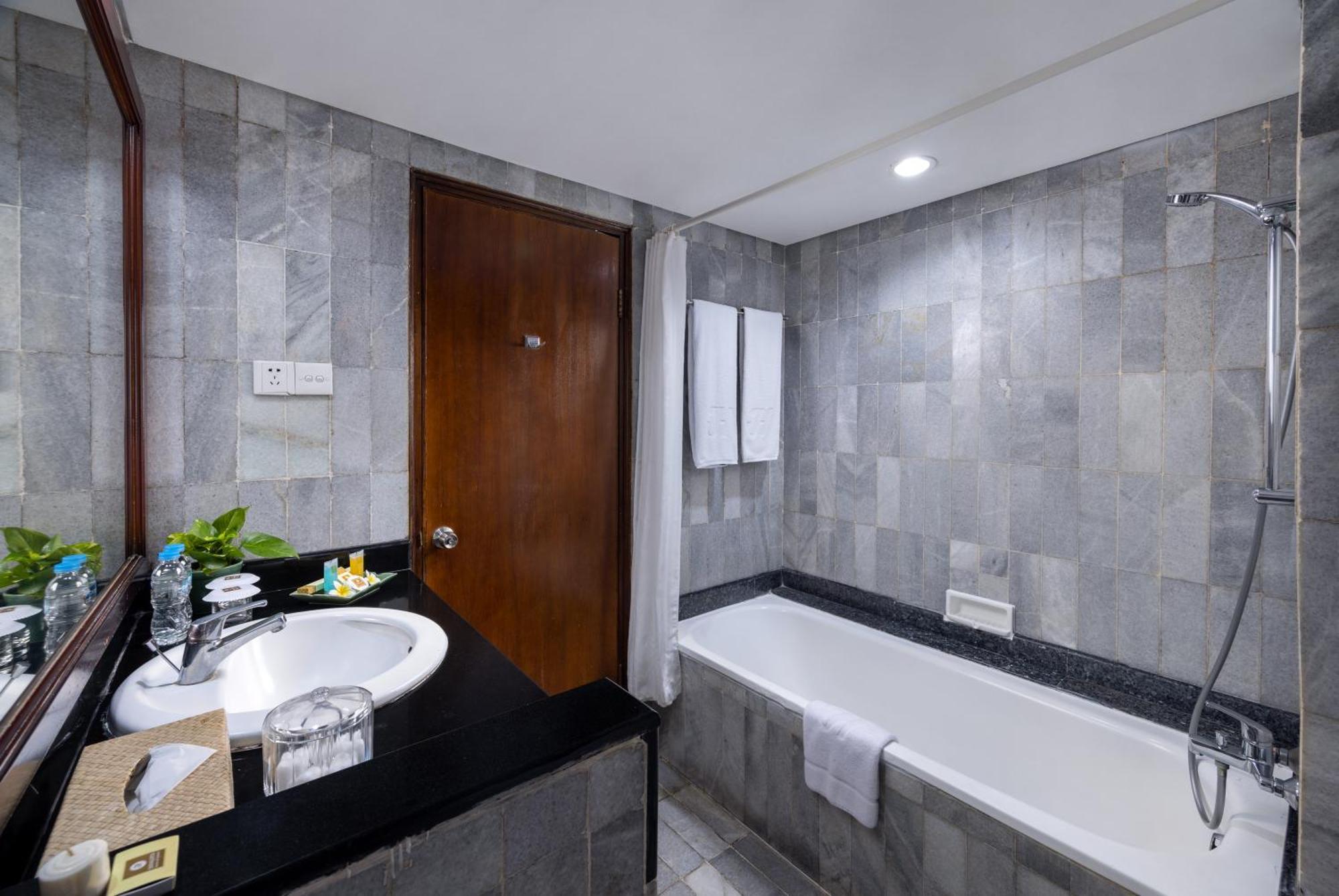 Chambres Doubles ou Lits Jumeaux Deluxe Communicantes