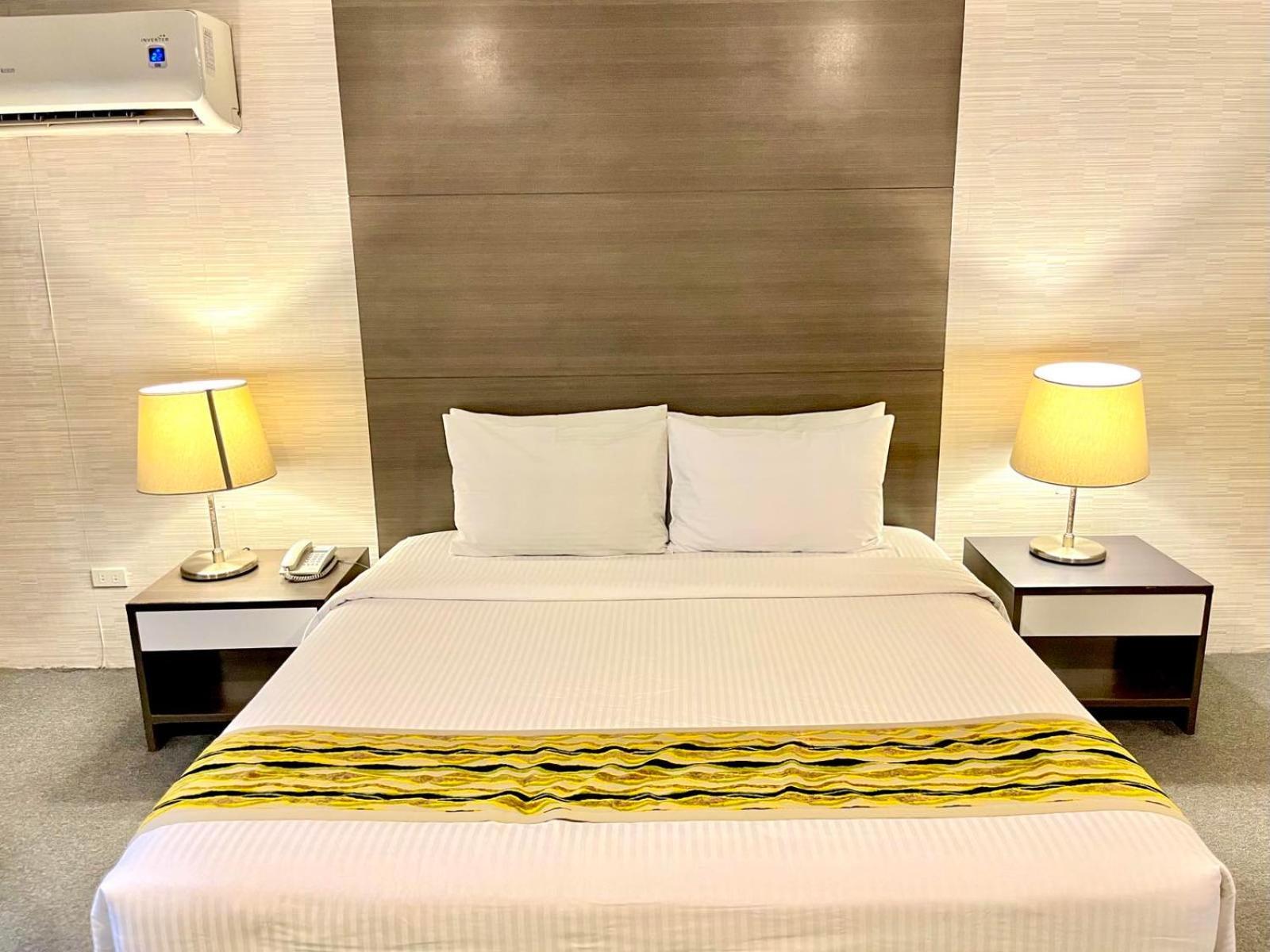 Deluxe Zimmer mit Kingsize-Bett