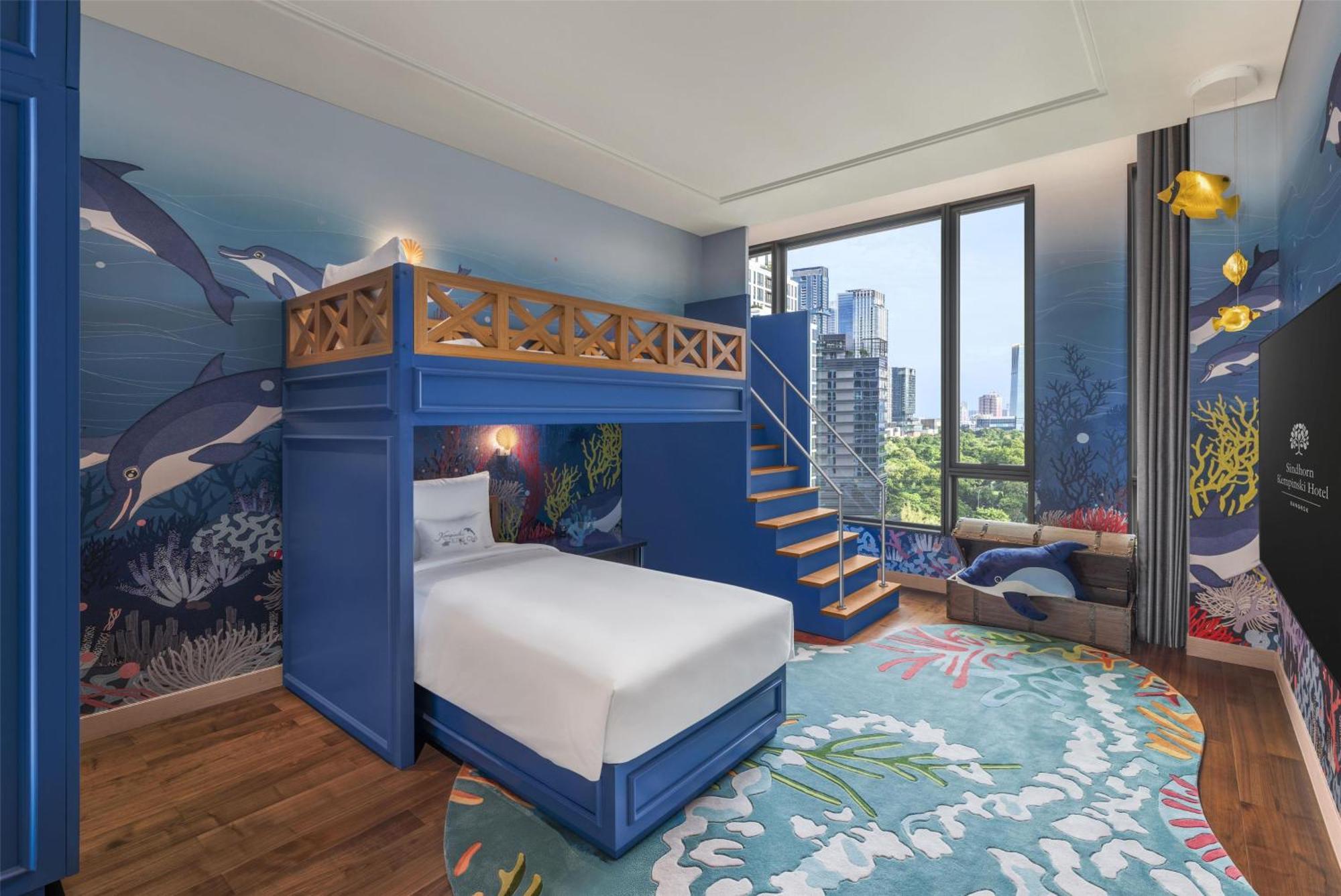Sealife Family Suite with Lounge Access