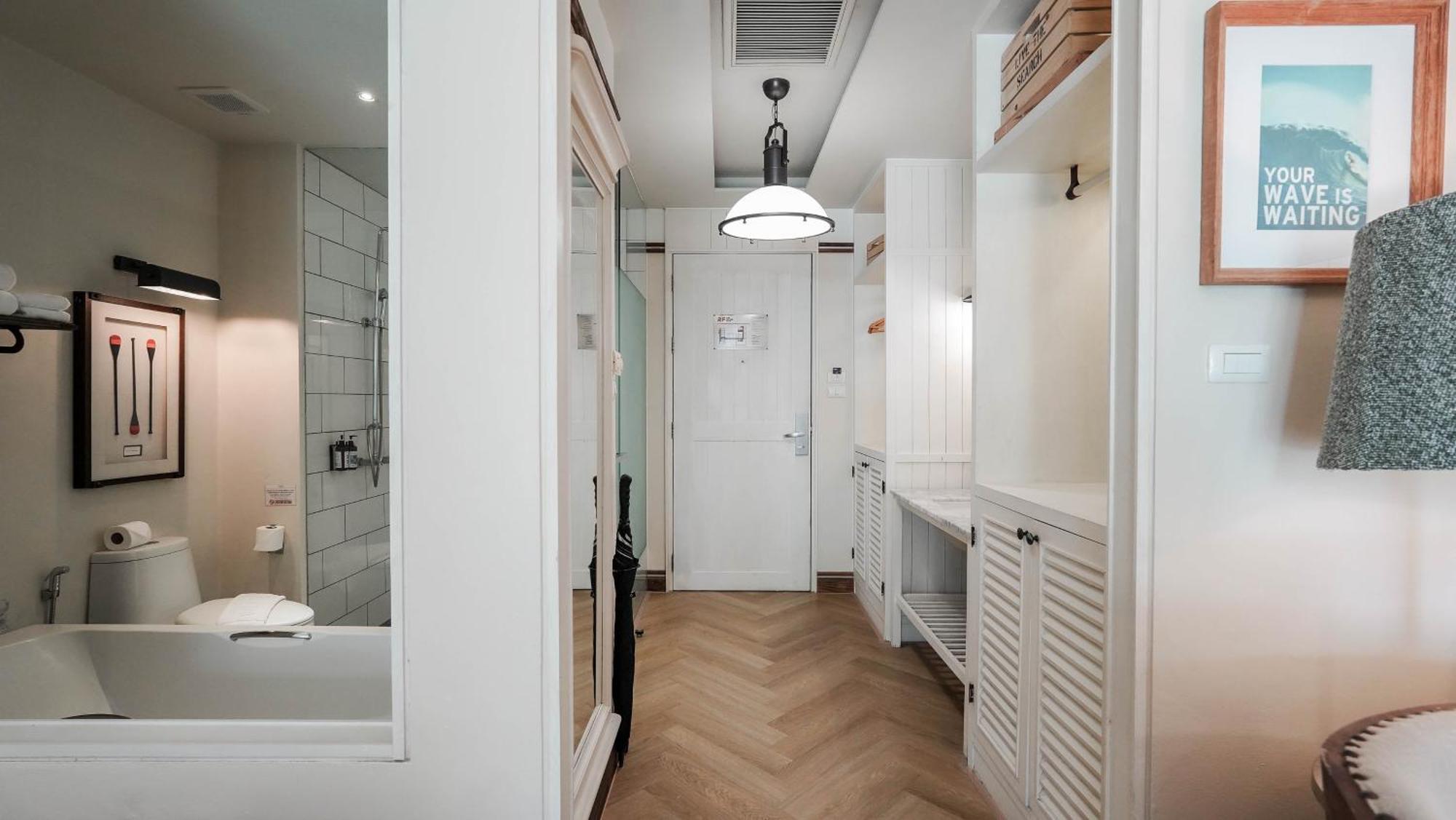Deluxe Double or Twin Room Pool View