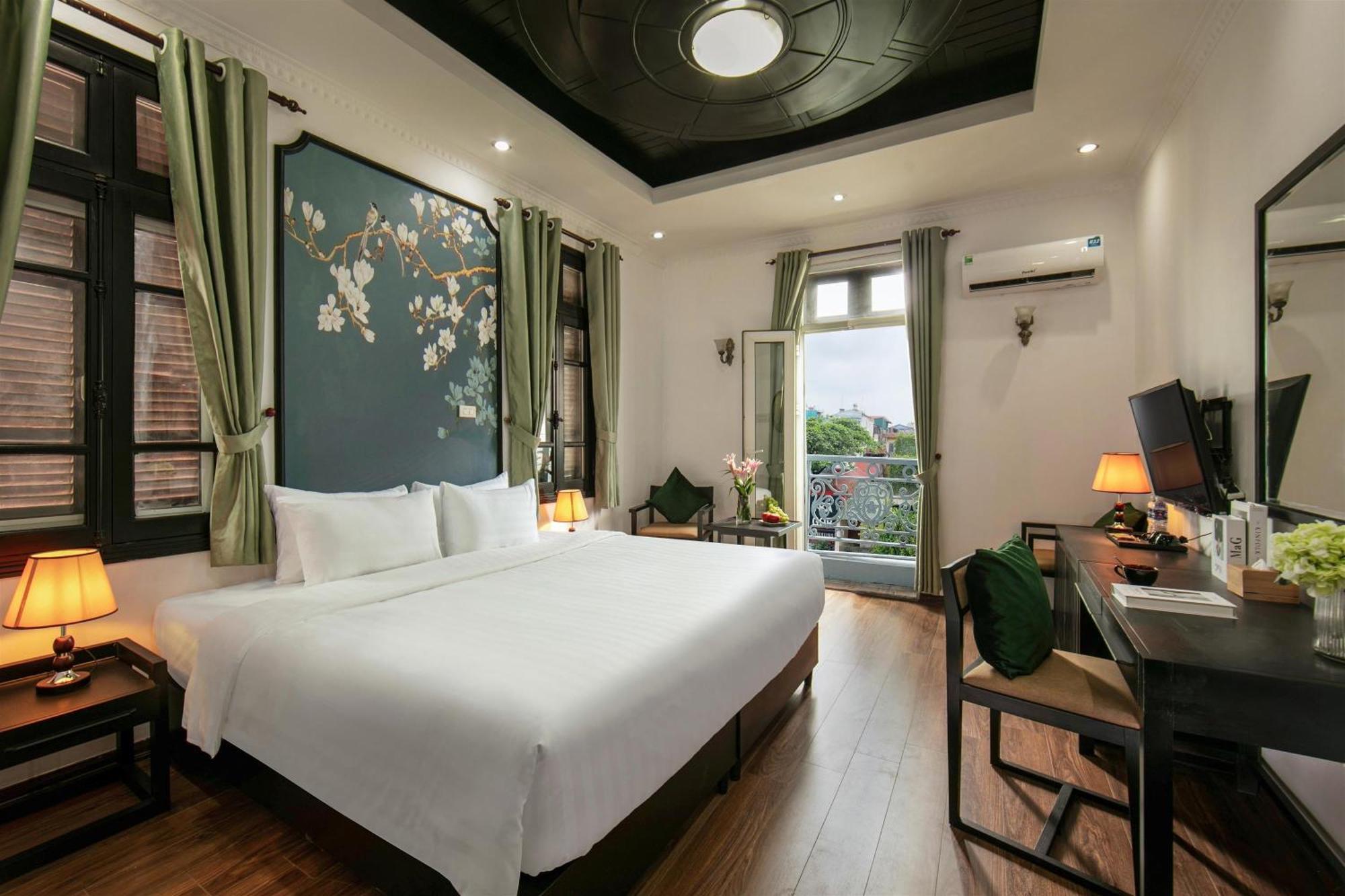 Deluxe Double Room Balcony,1706838399:JPEG
