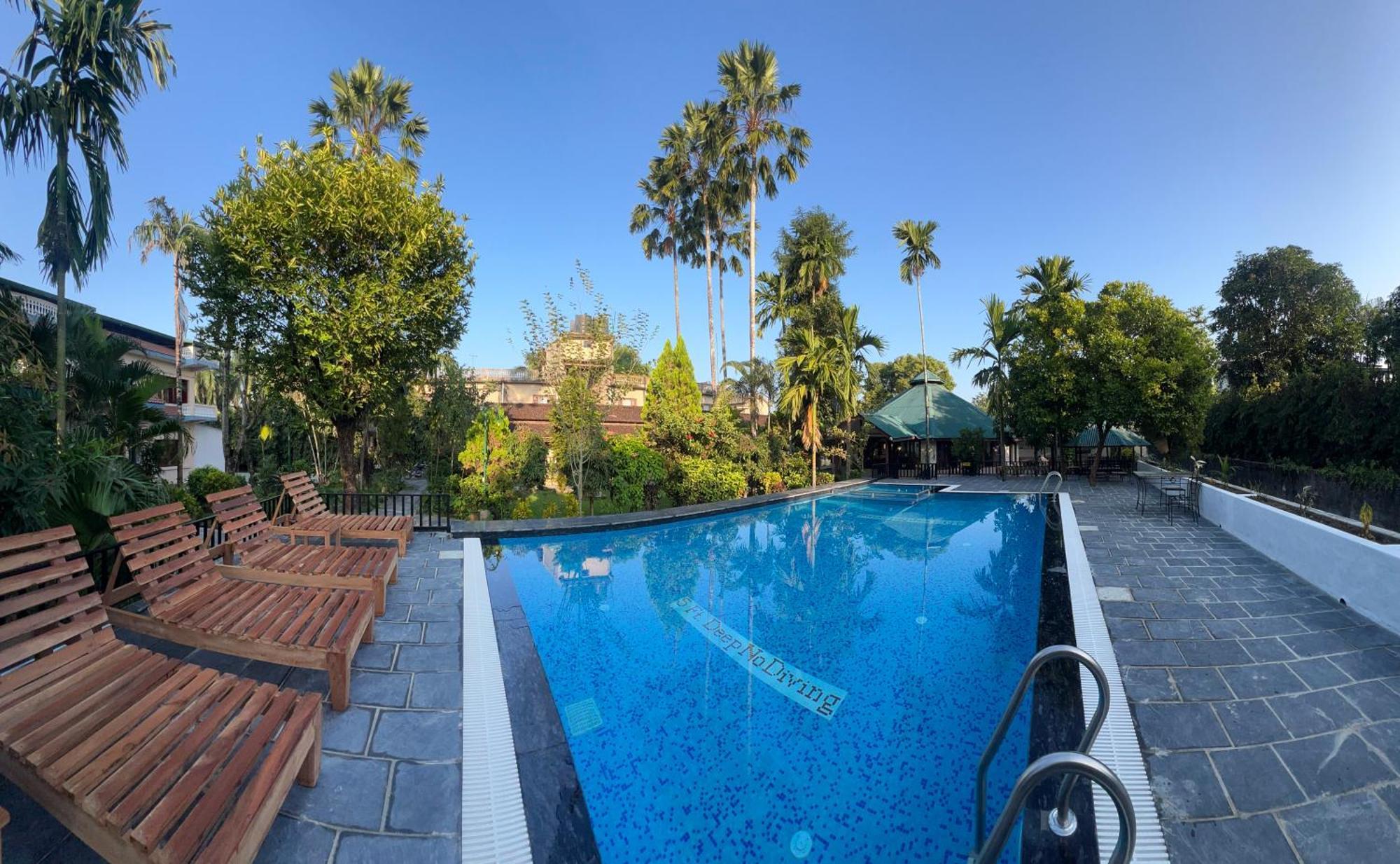 Deluxe Double Room with Balcony