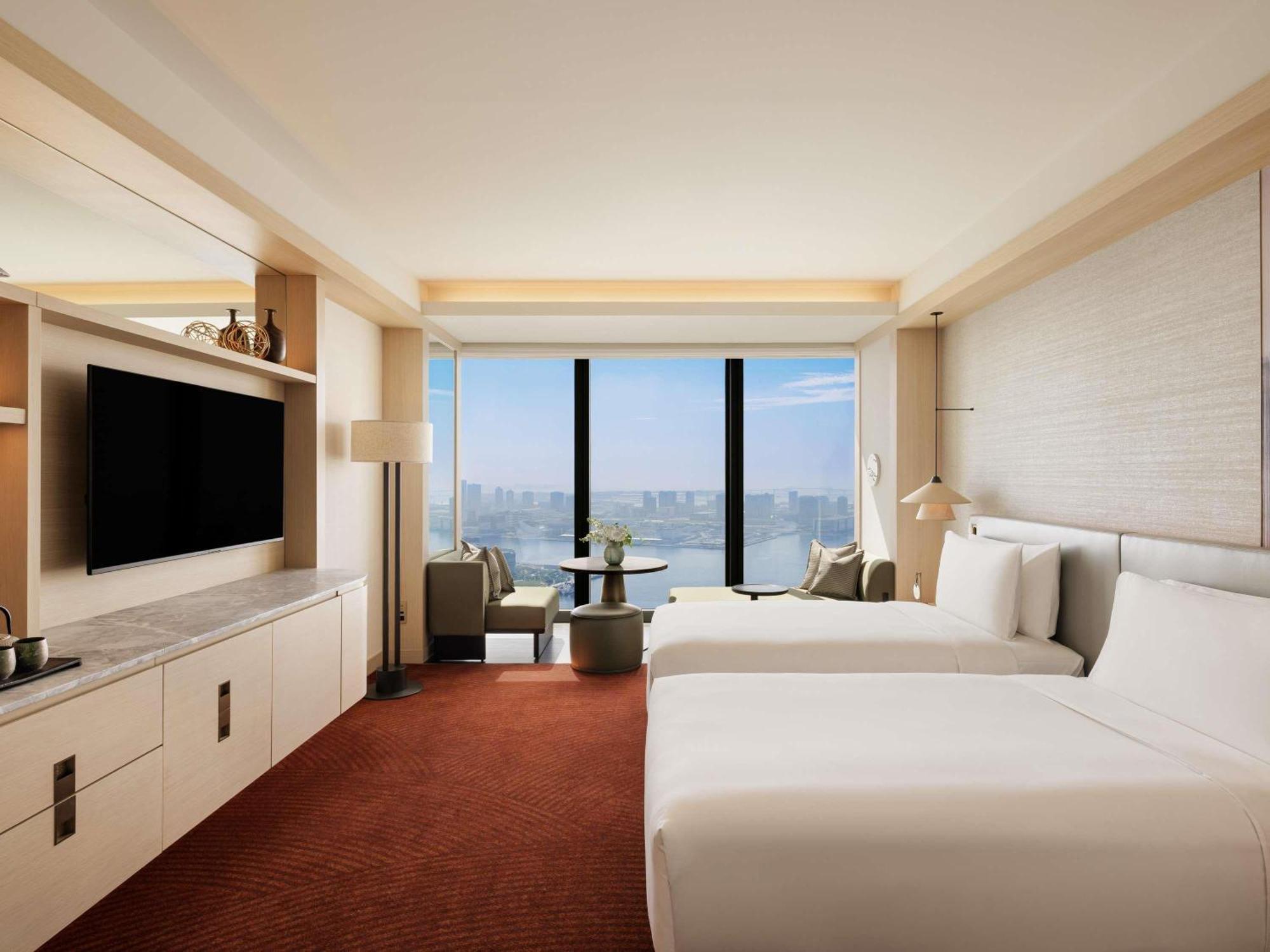 Fairmont Gold Twin Room with Bay View