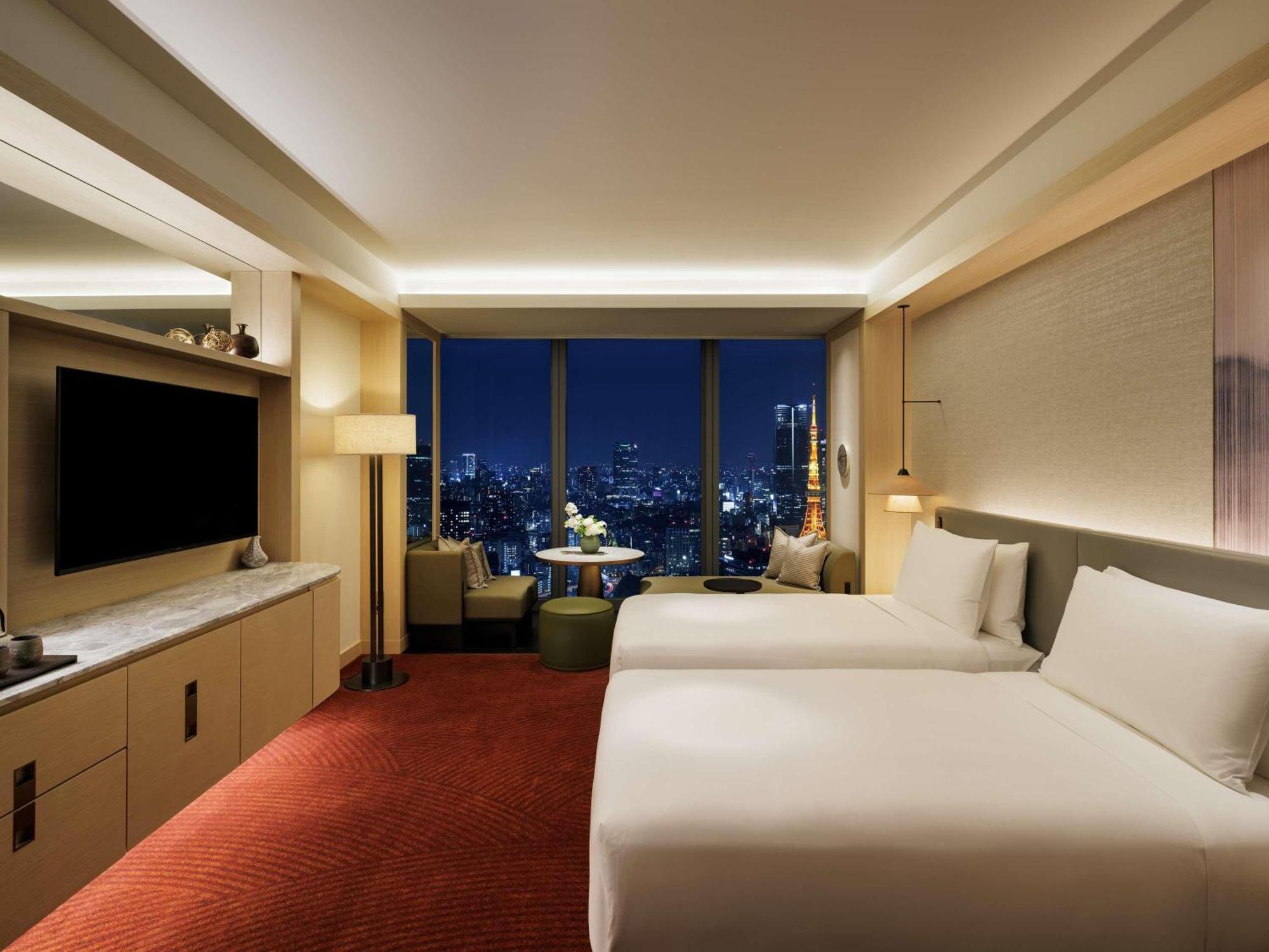Fairmont Gold Twin Room with Tower View
