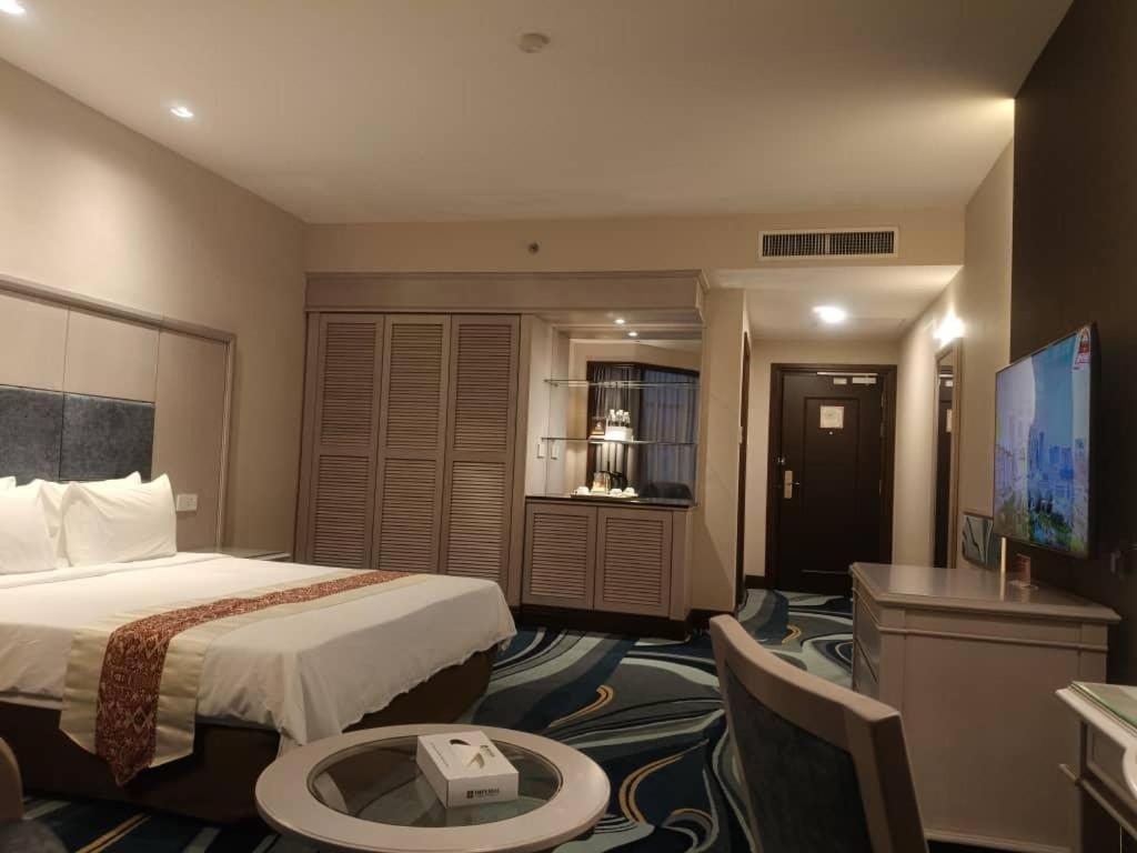 Superior King or Twin Room