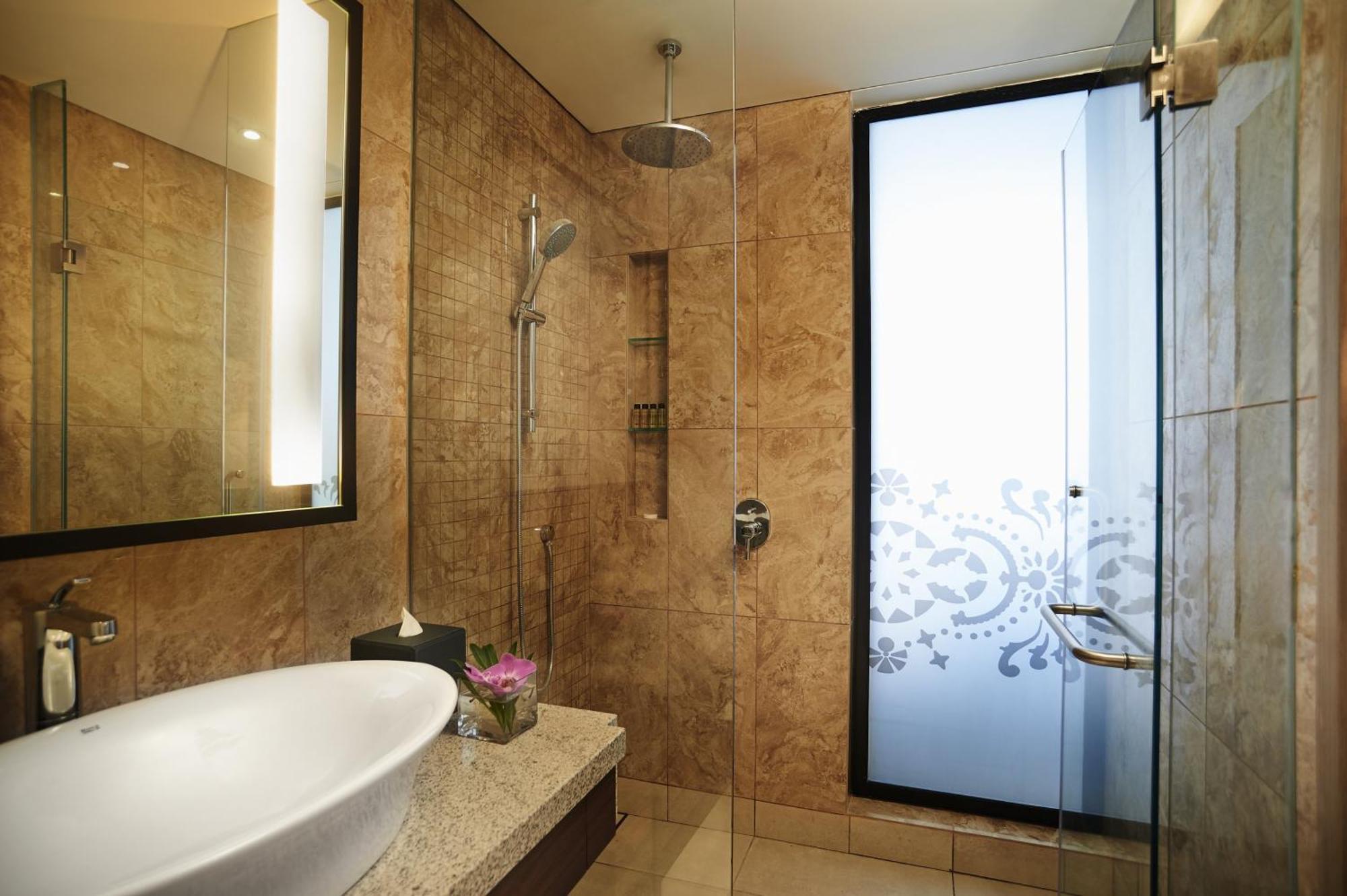 Grand Deluxe King Room
