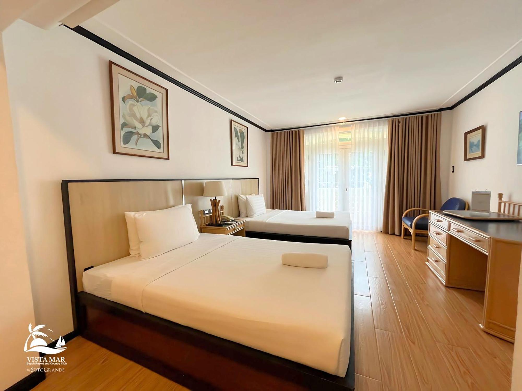 Second Floor Deluxe Double Bed