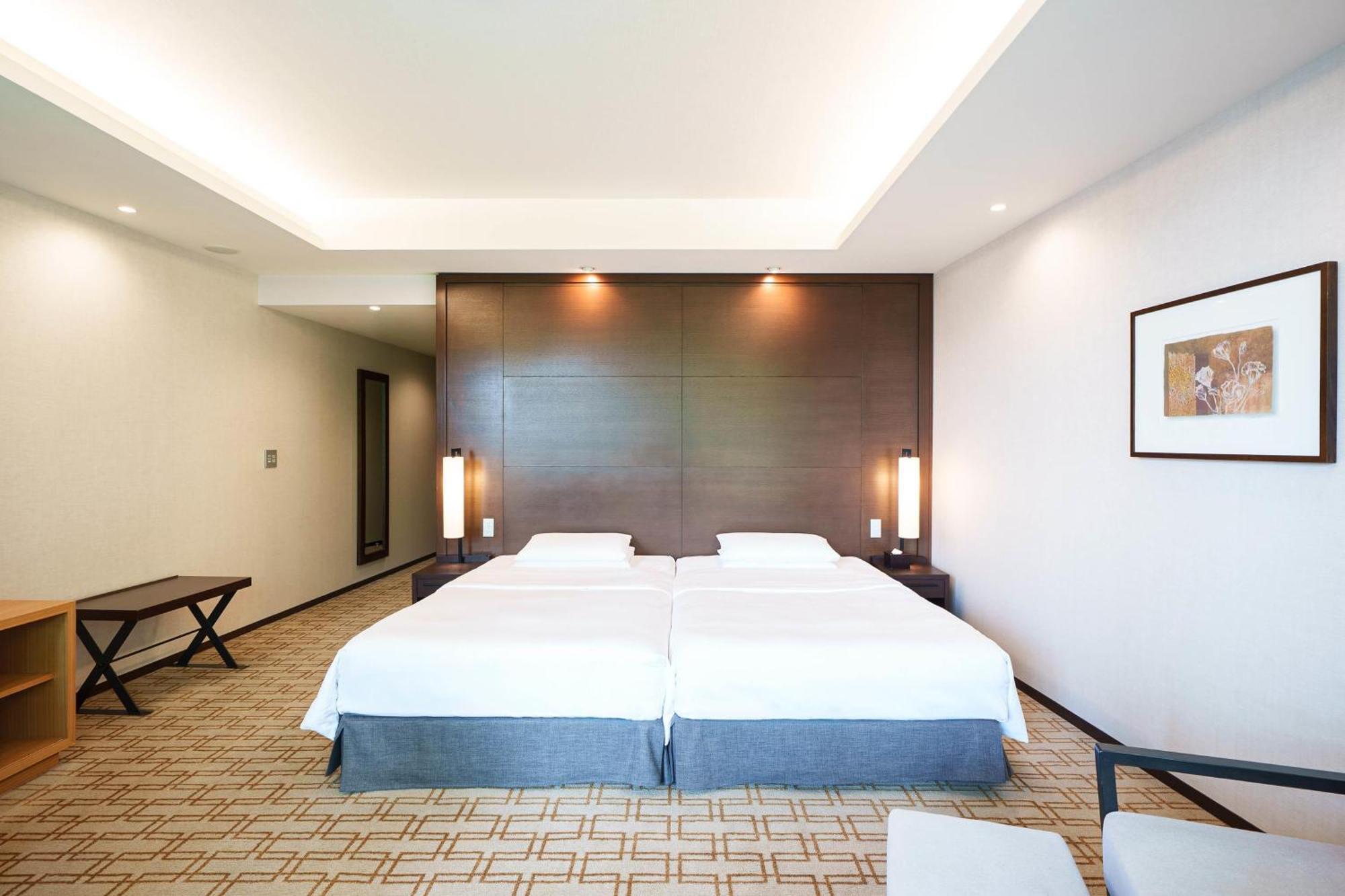 Twin Room,1739420816:JPEG