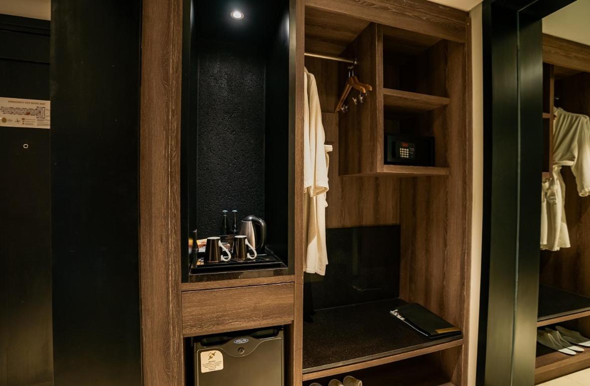 Deluxe Double or Twin Room Balcony