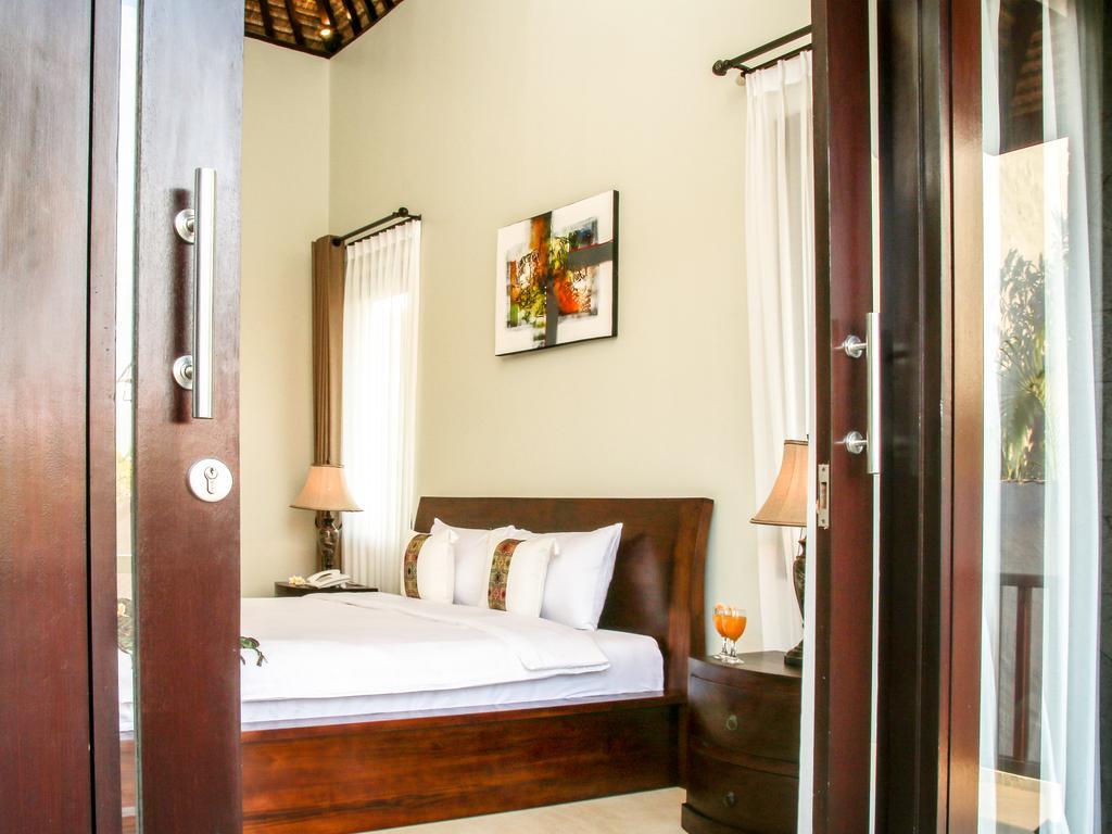 Superior Double Room with Balcony