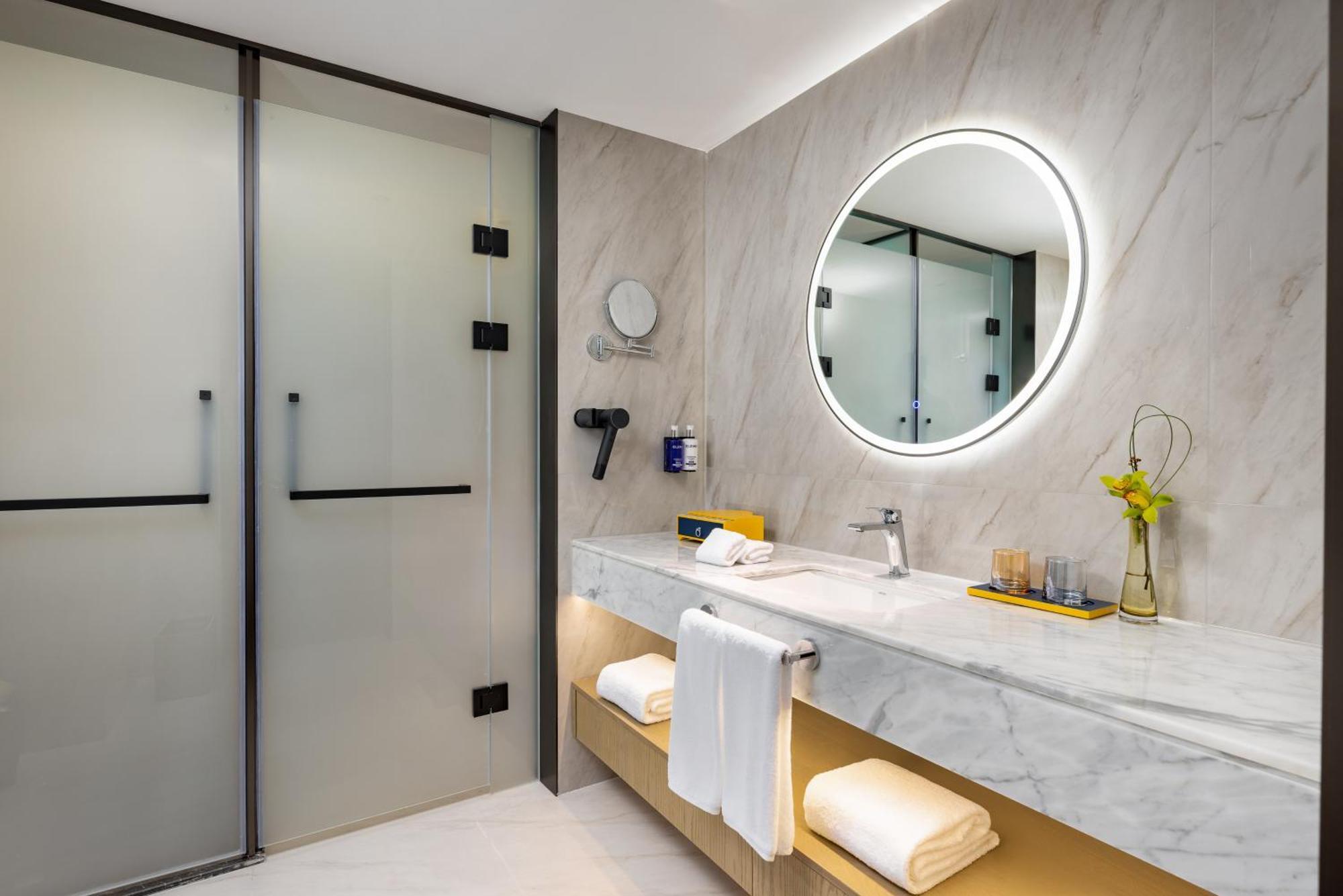 Two-Bedroom King Suite