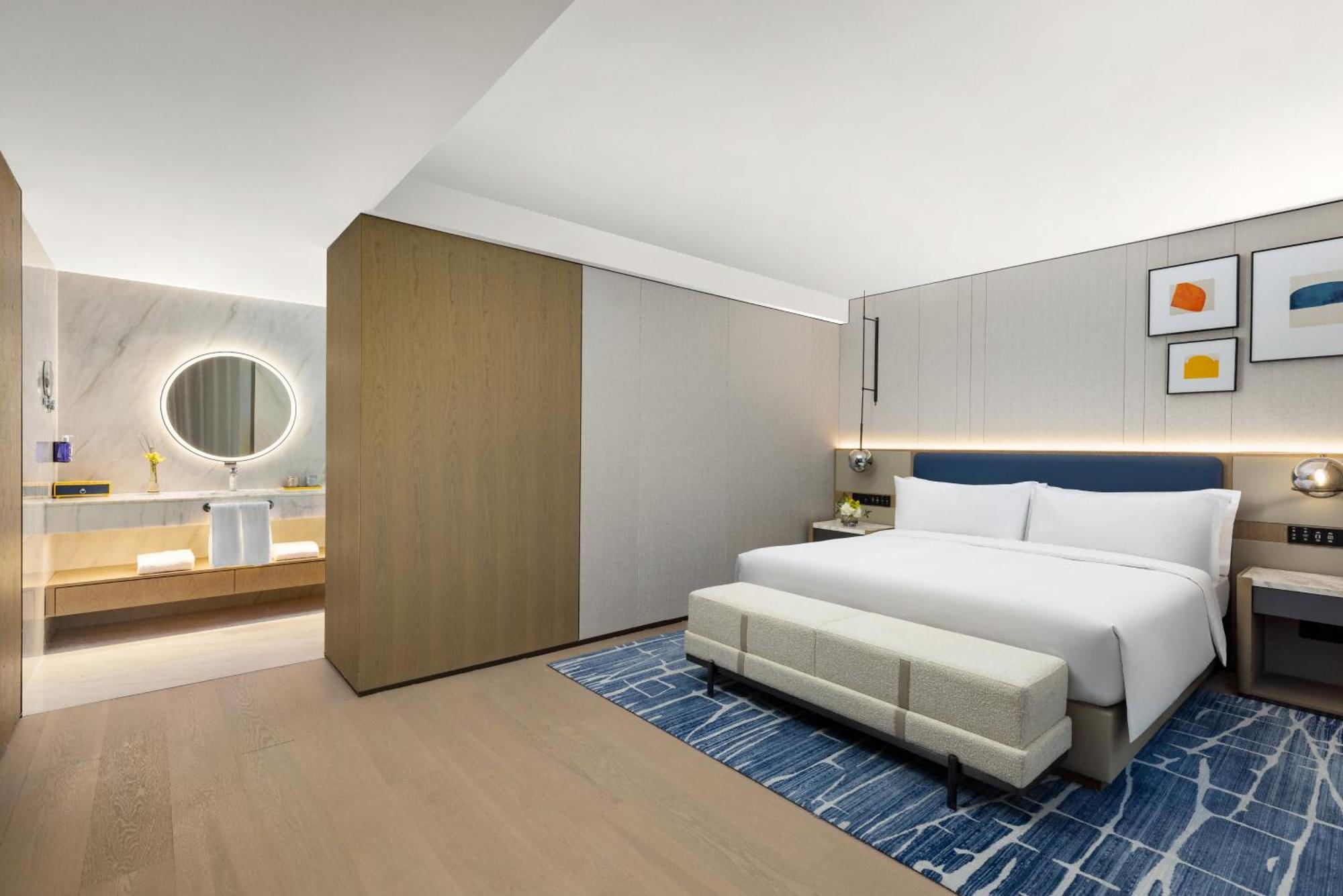 King Suite