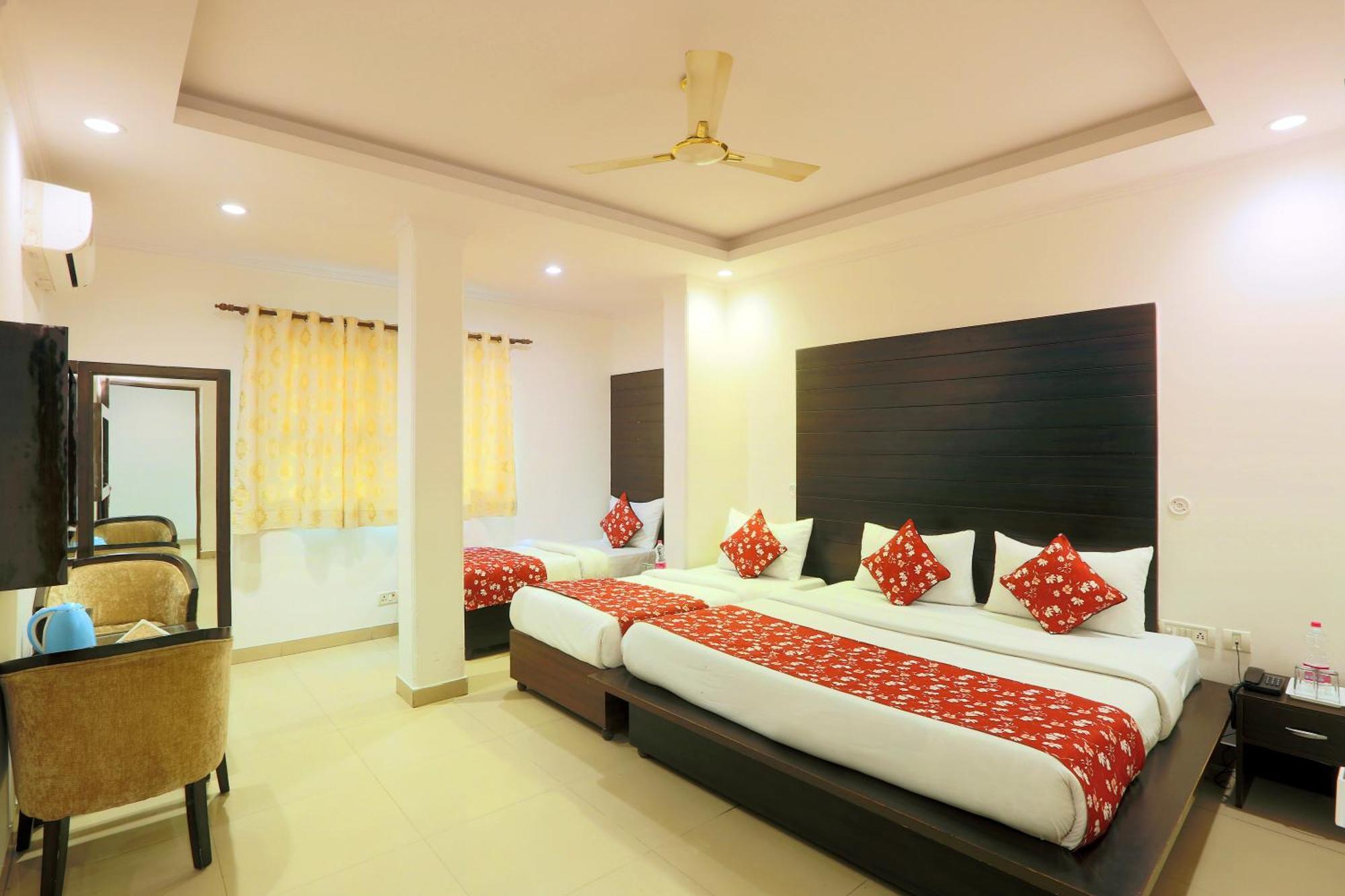 Quadruple Room with Bath