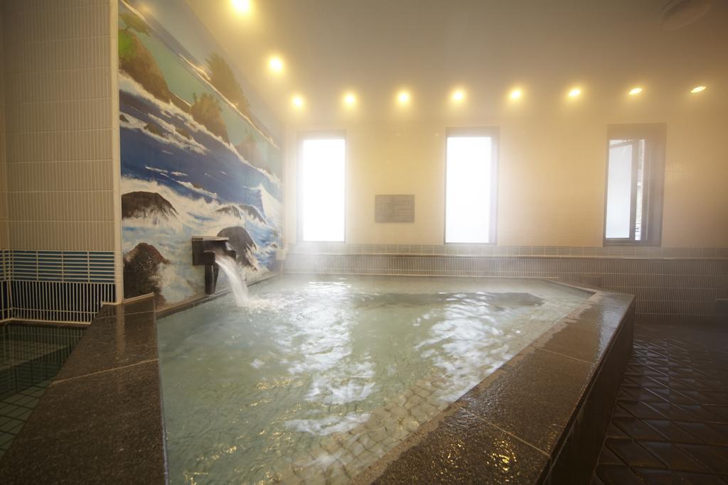 Standard Single Room - Non-Smoking【public bath for male only】