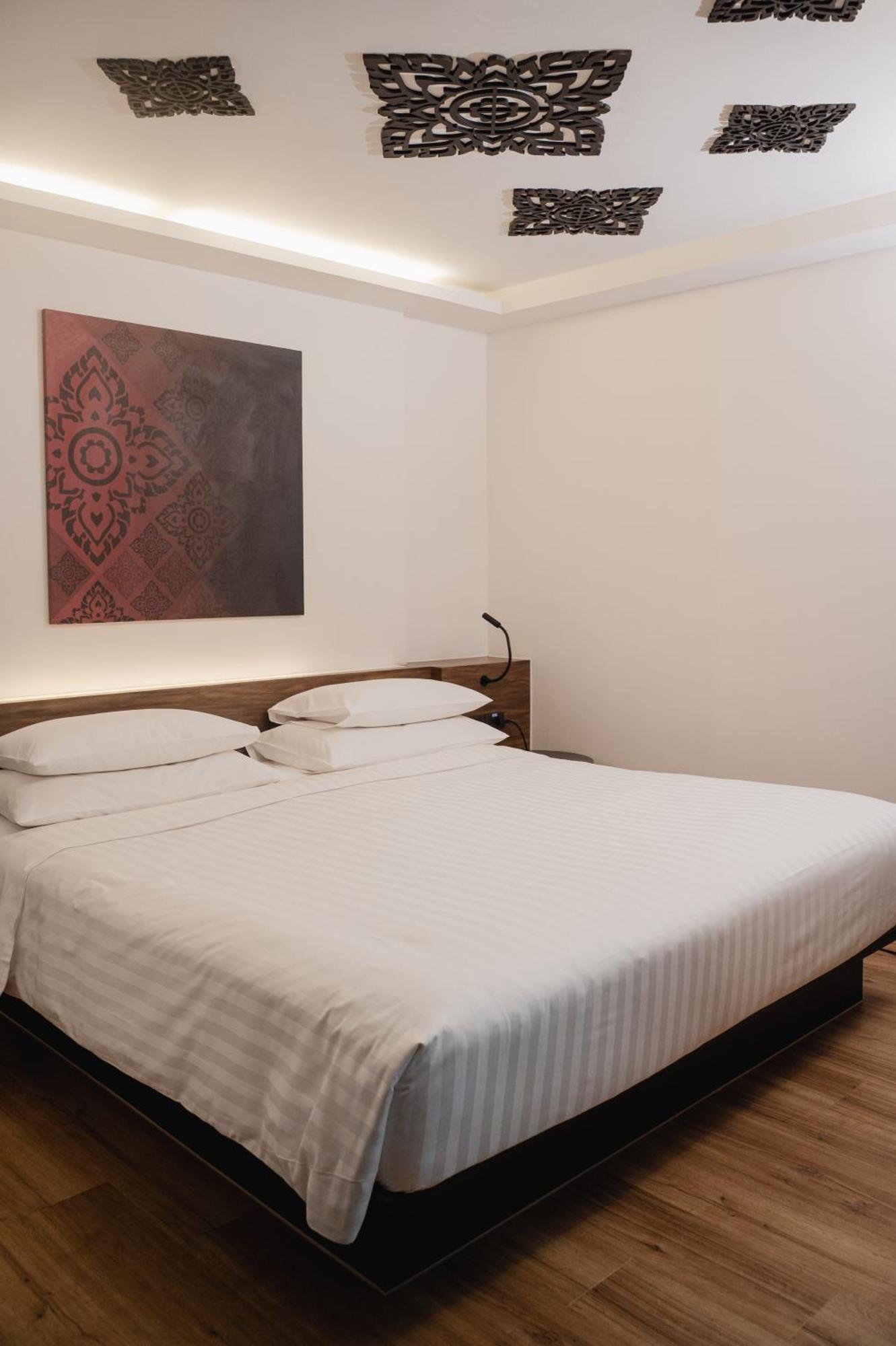 Grand Deluxe Room