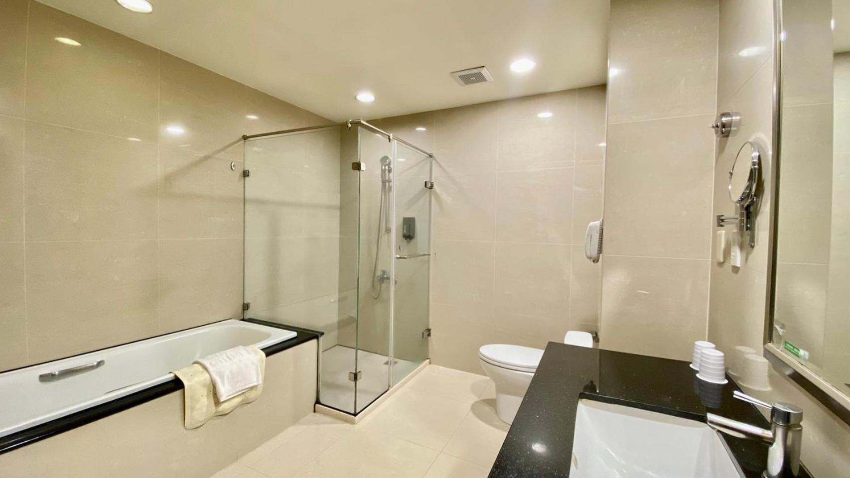 Superior Quadruple Room Zhao Yin Buling