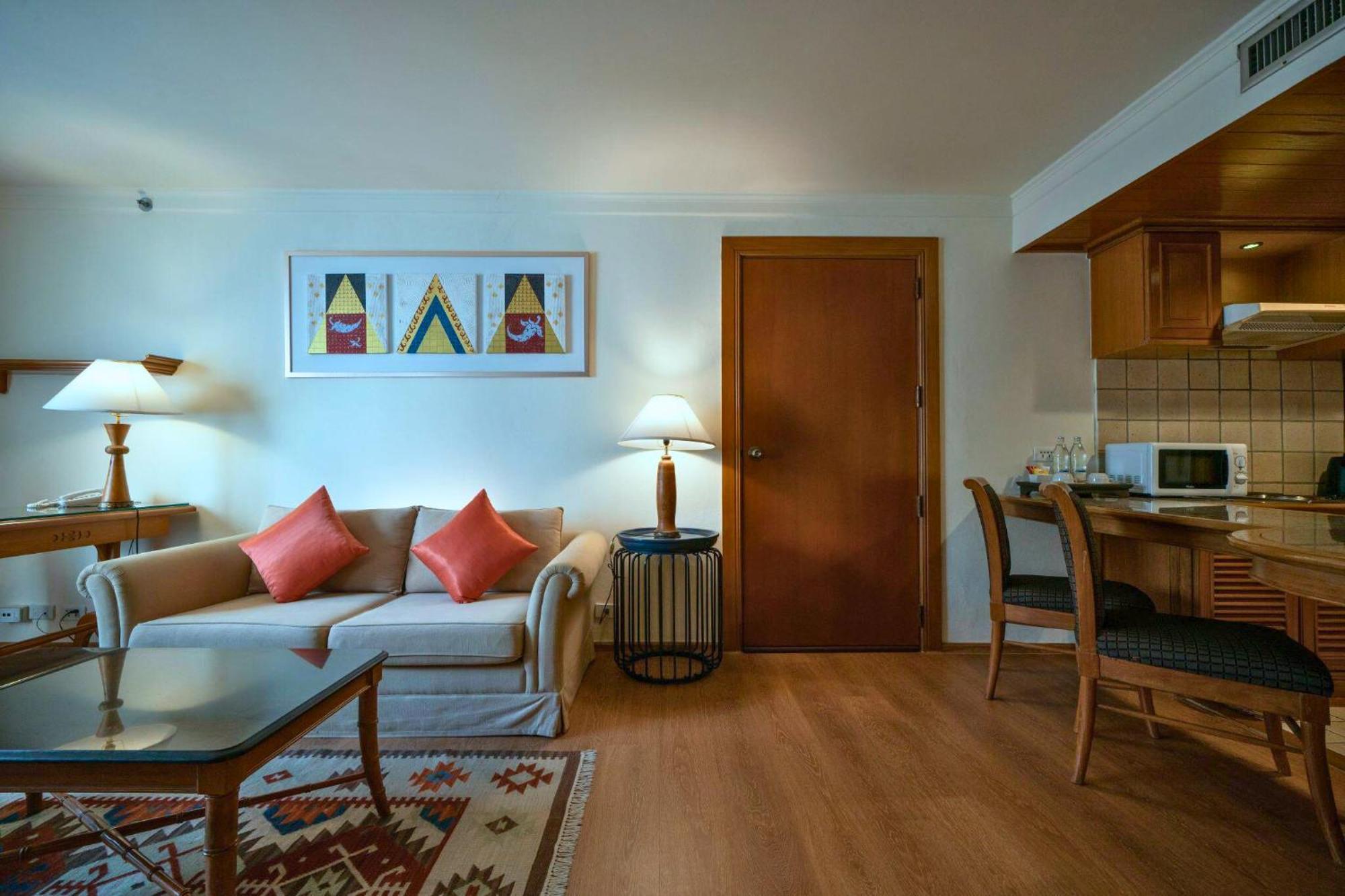 One-Bedroom Suite