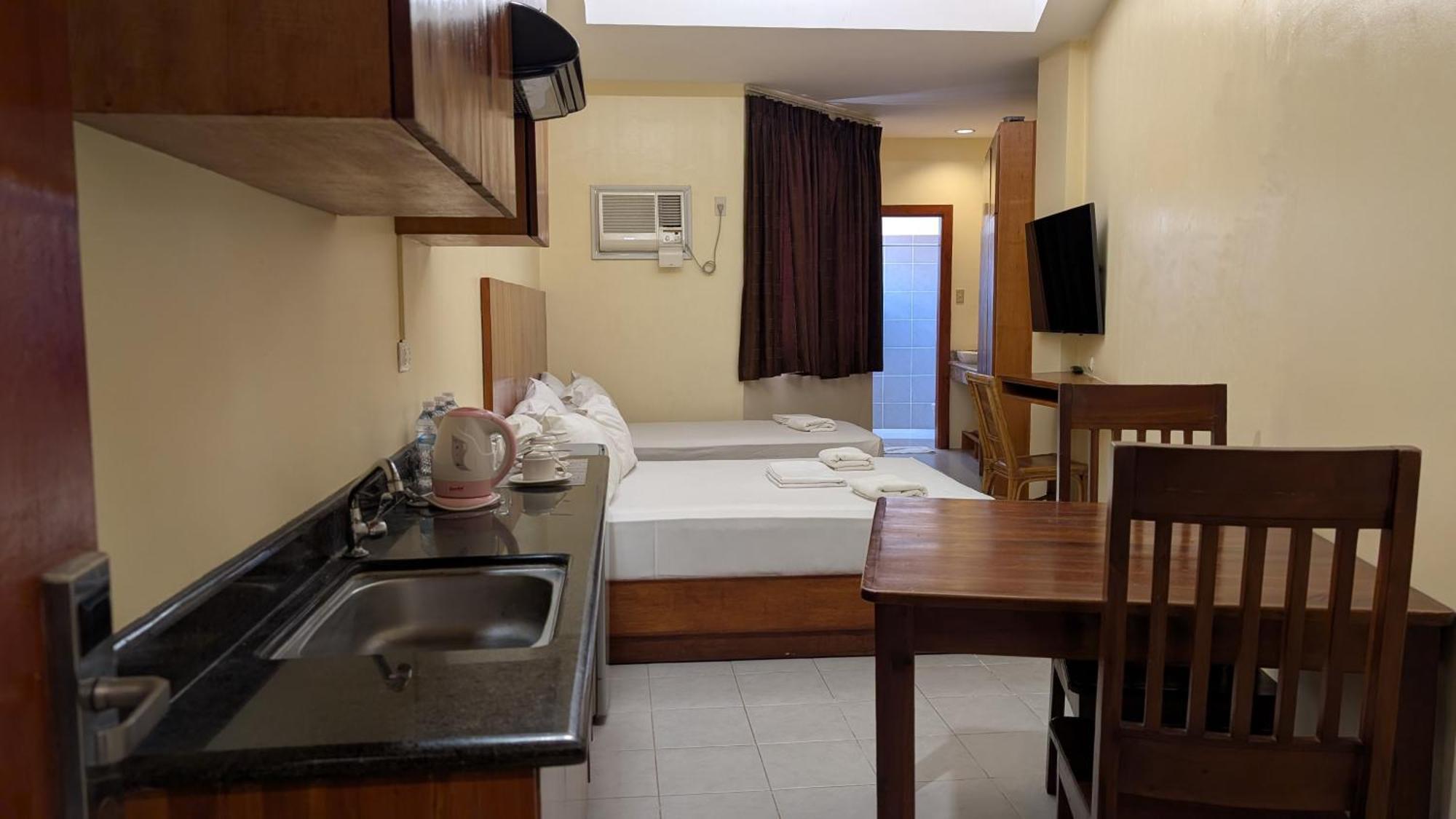 Basic Triple Room