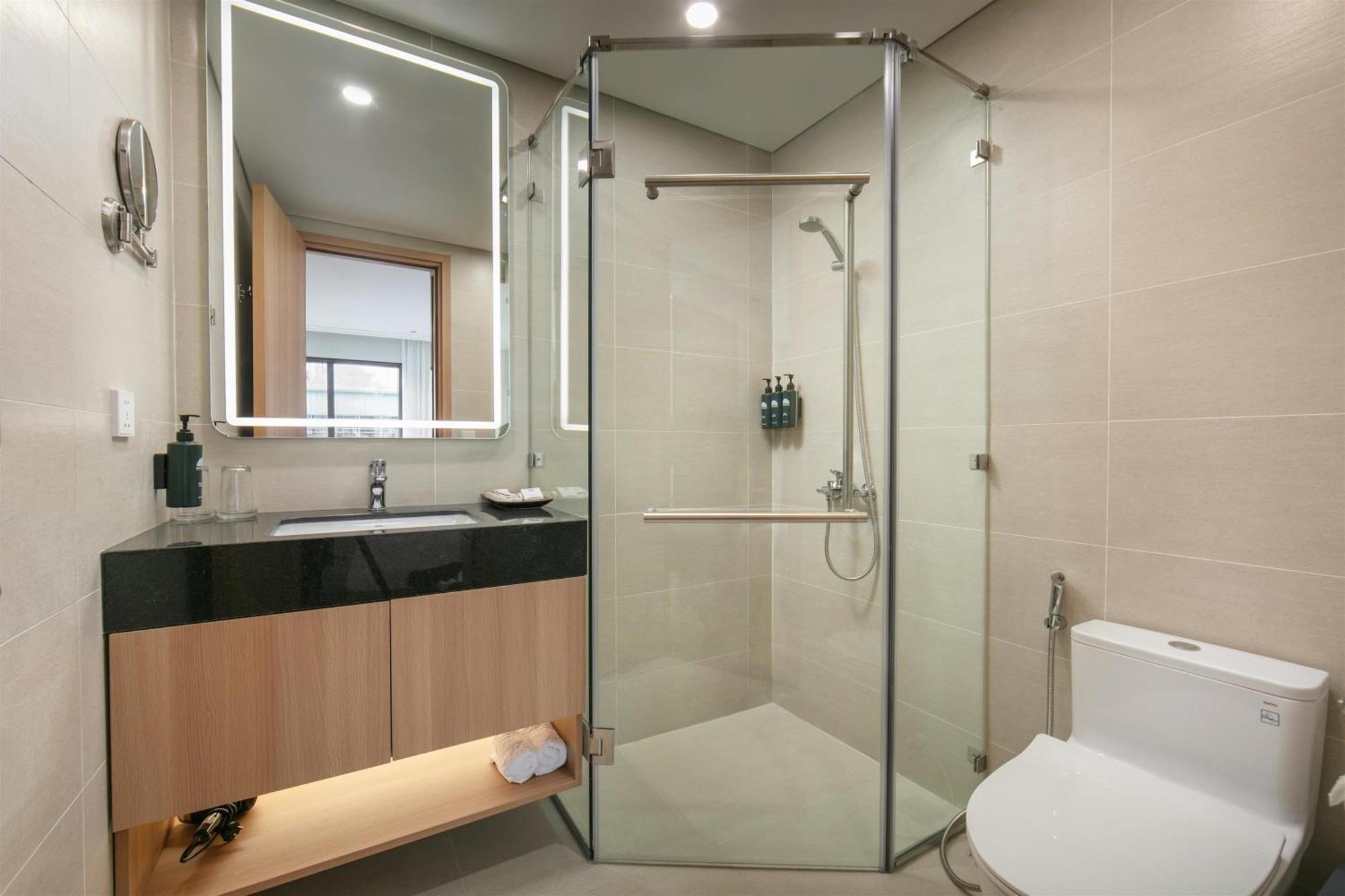 Deluxe Double Room,1765206583:JPEG