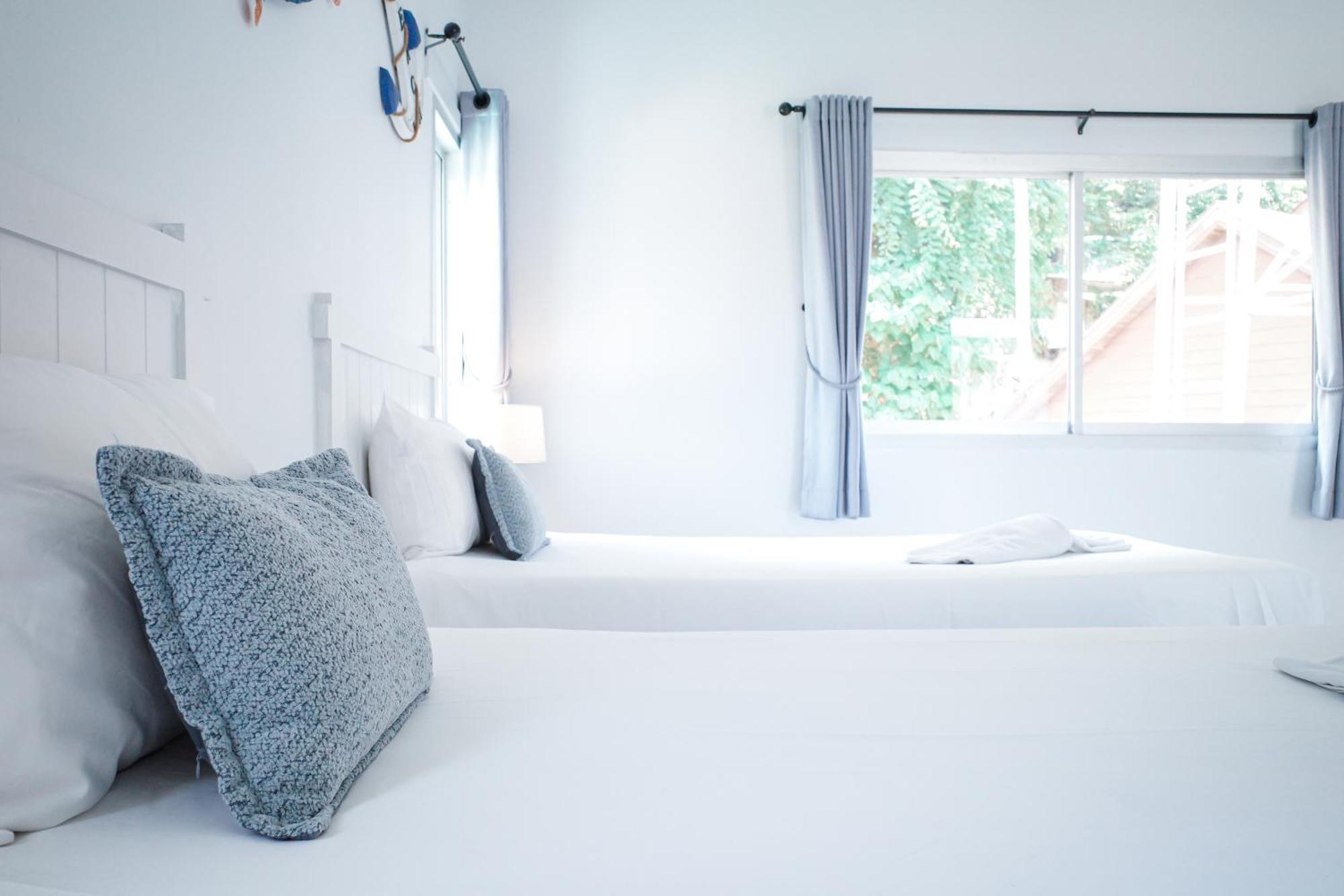 Double or Twin Room with Terrace