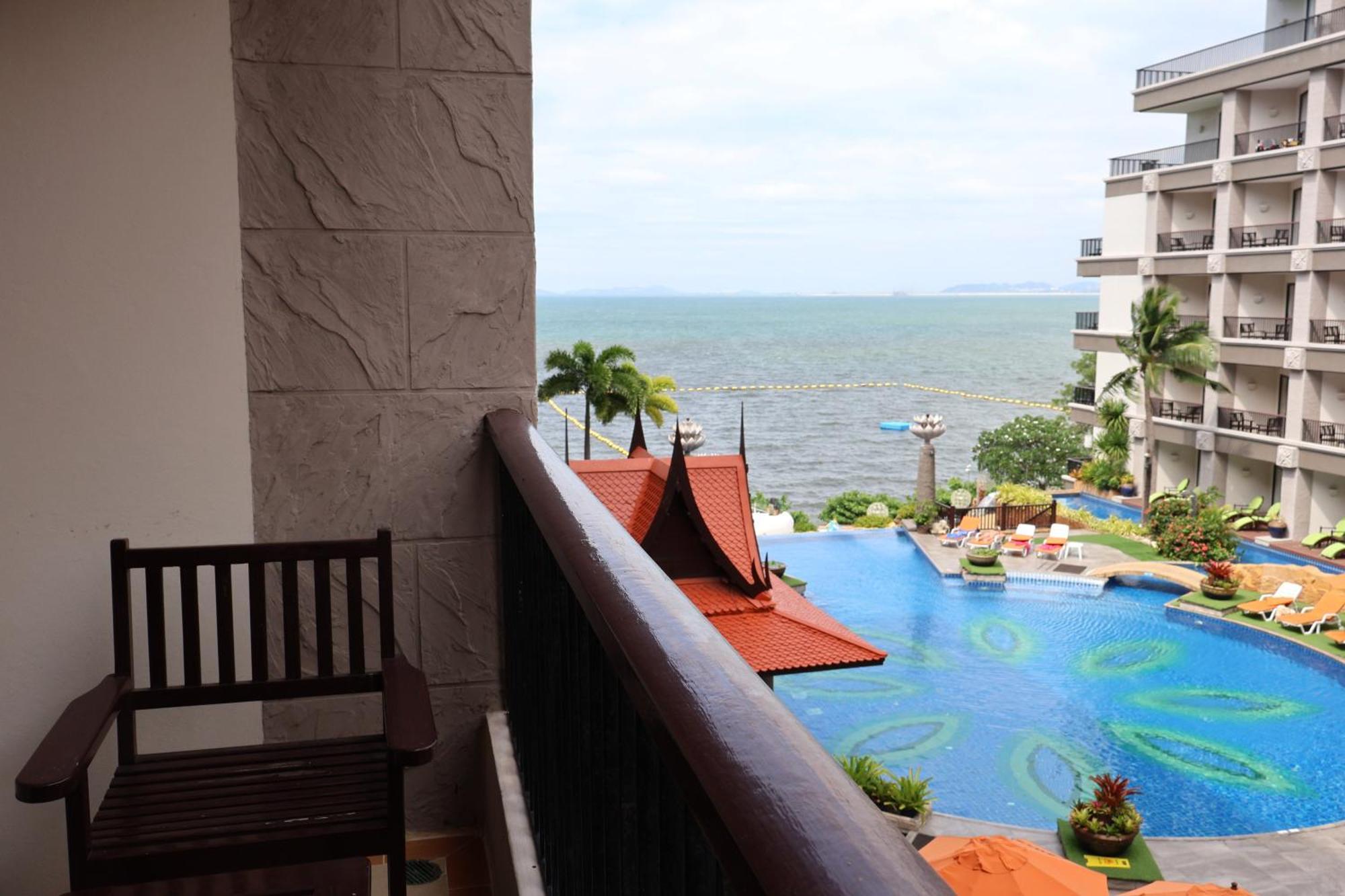 Deluxe Double or Twin Room Sea View,1766126763:JPEG
