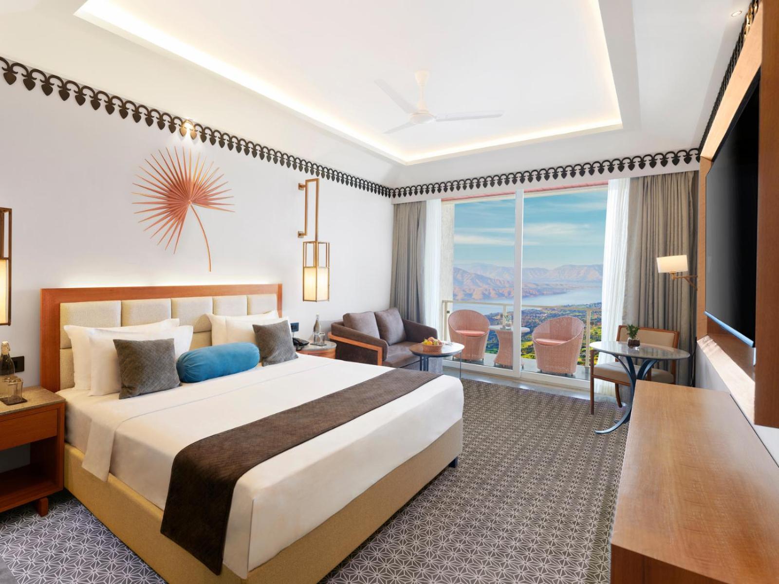 Double Room with Mountain View