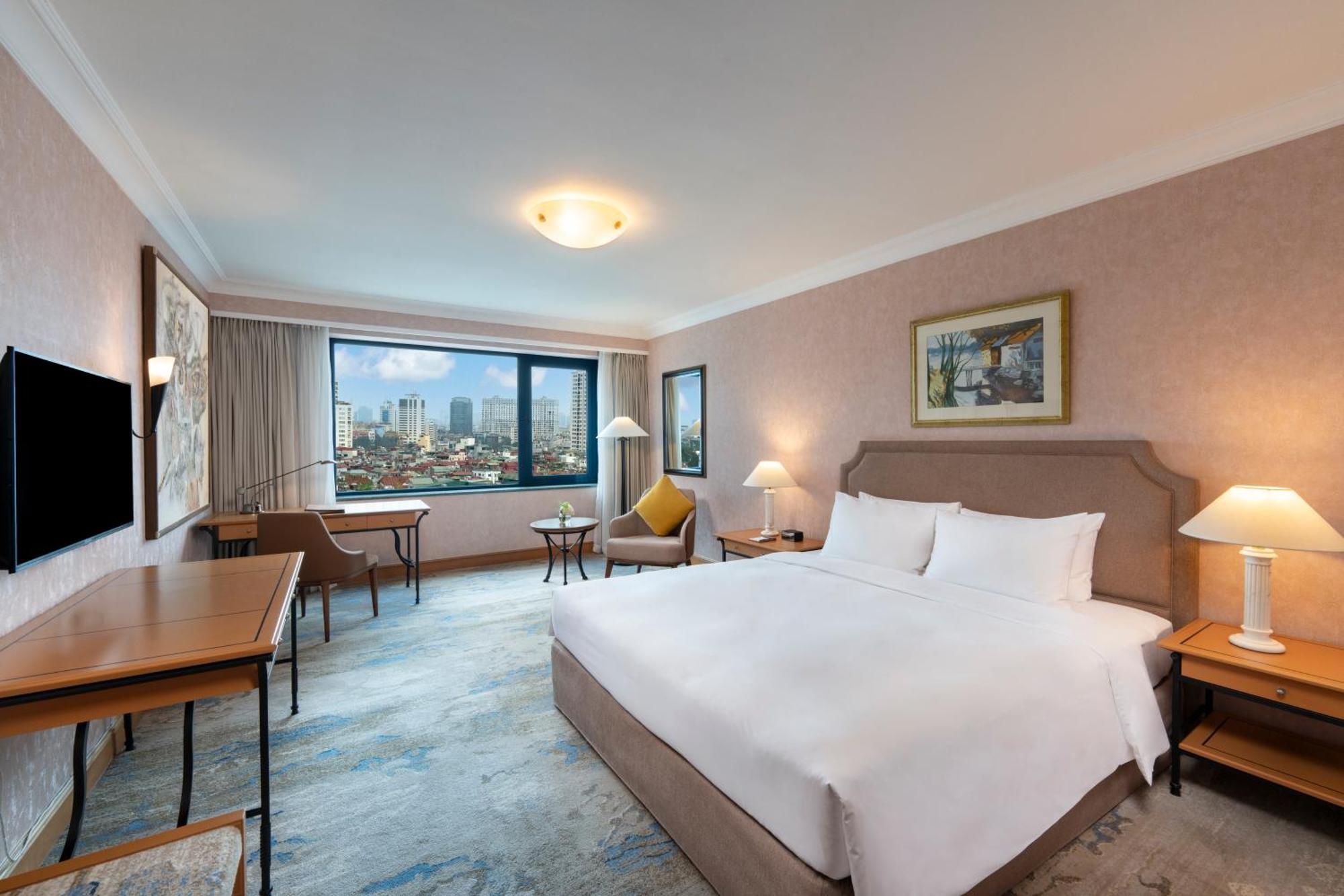 Deluxe King Room