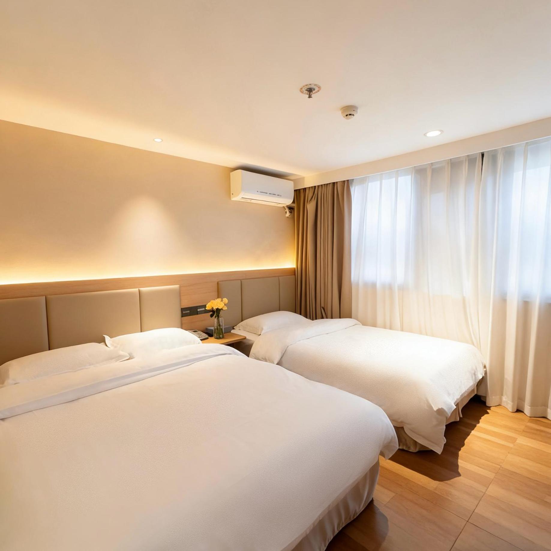 Superior Family Room with upgraded WIFI (all nationalities can check in)