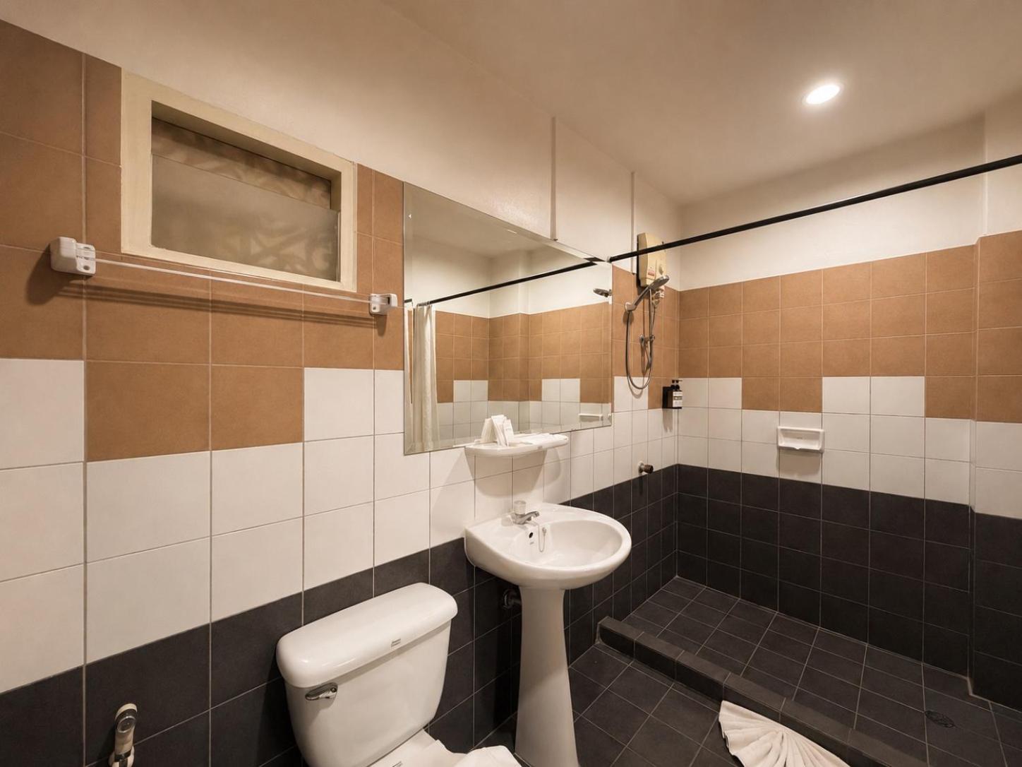 Woraburi Suite