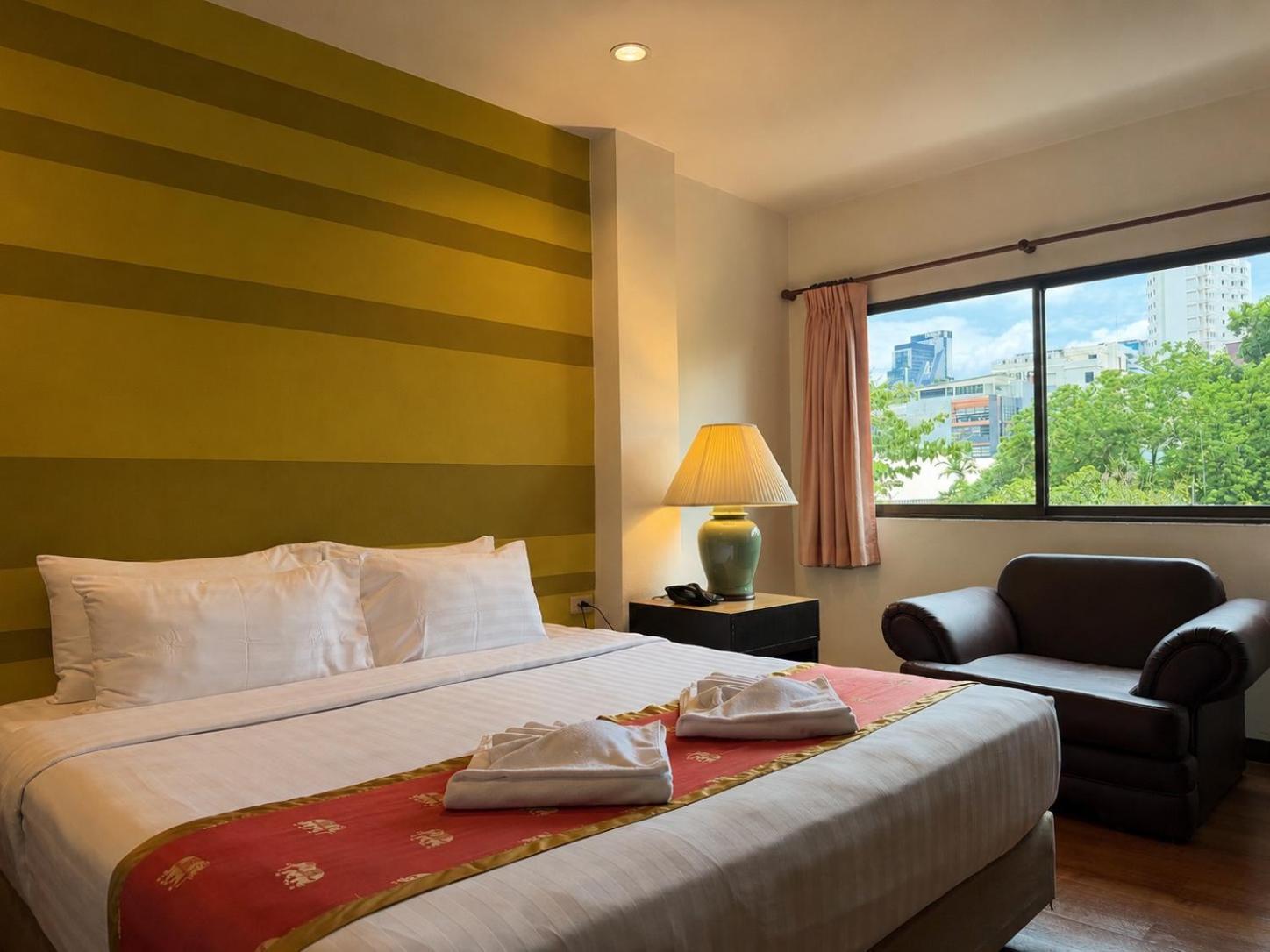 Woraburi Suite