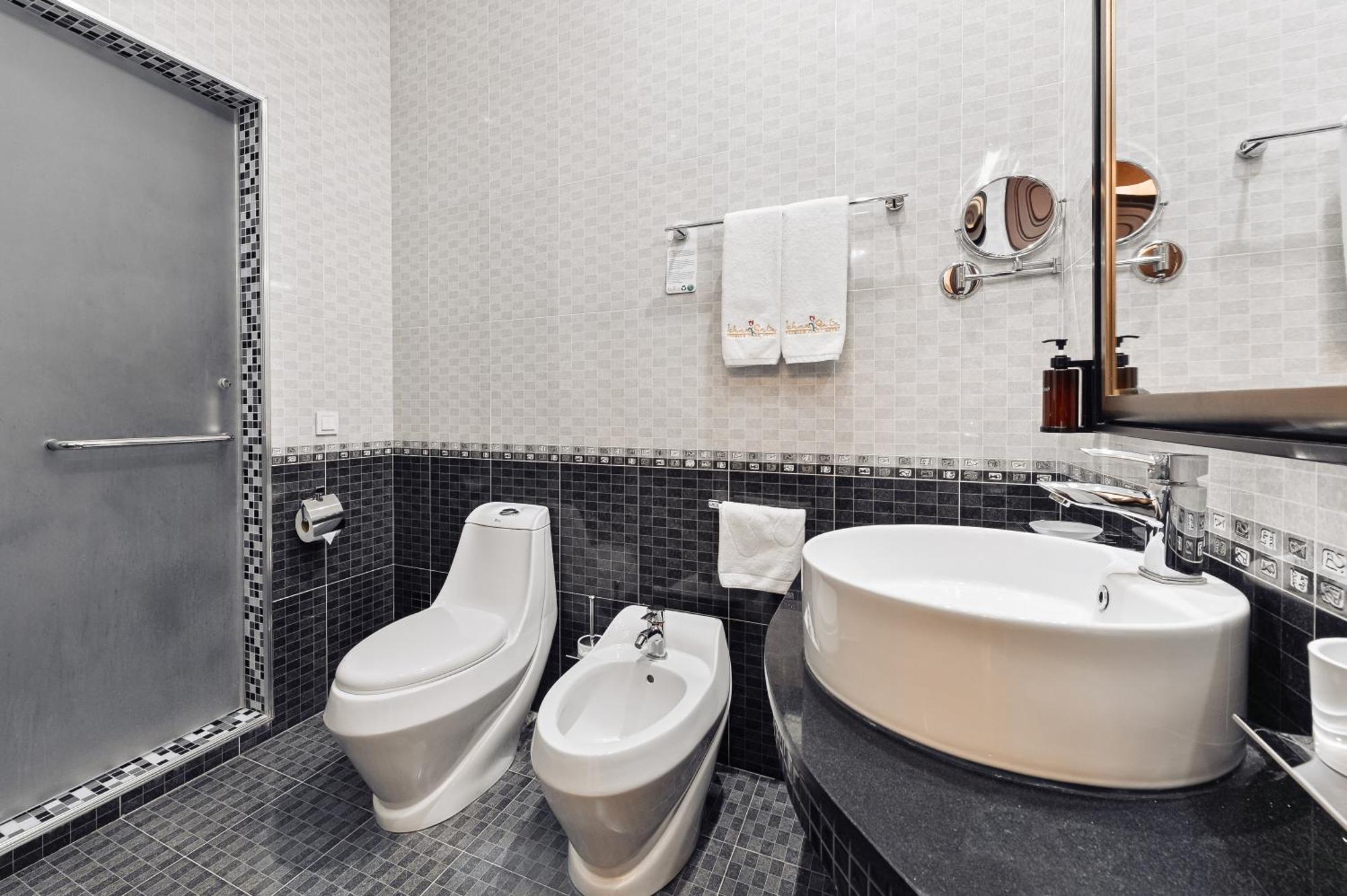 Superior King Room