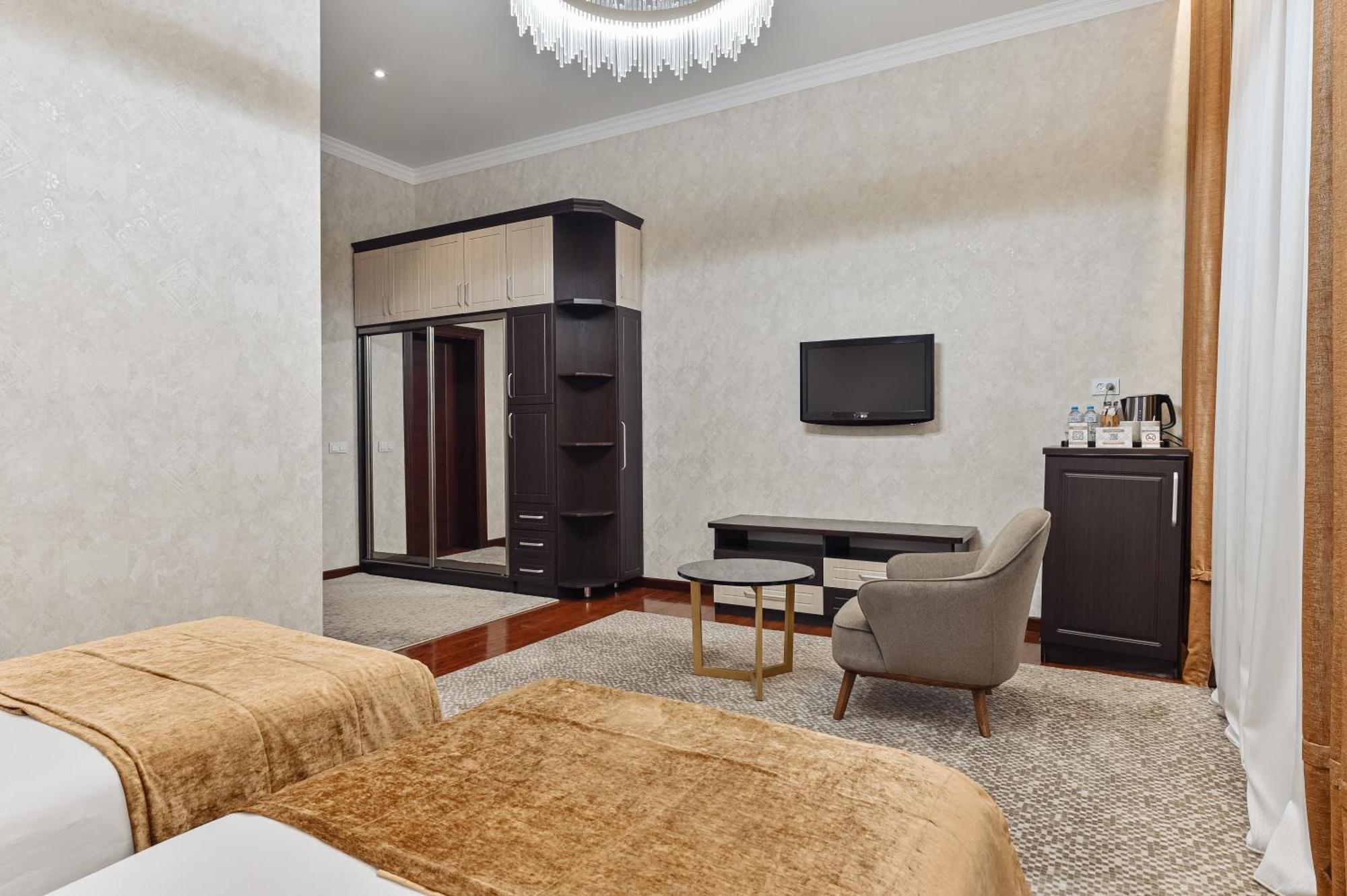 King Room