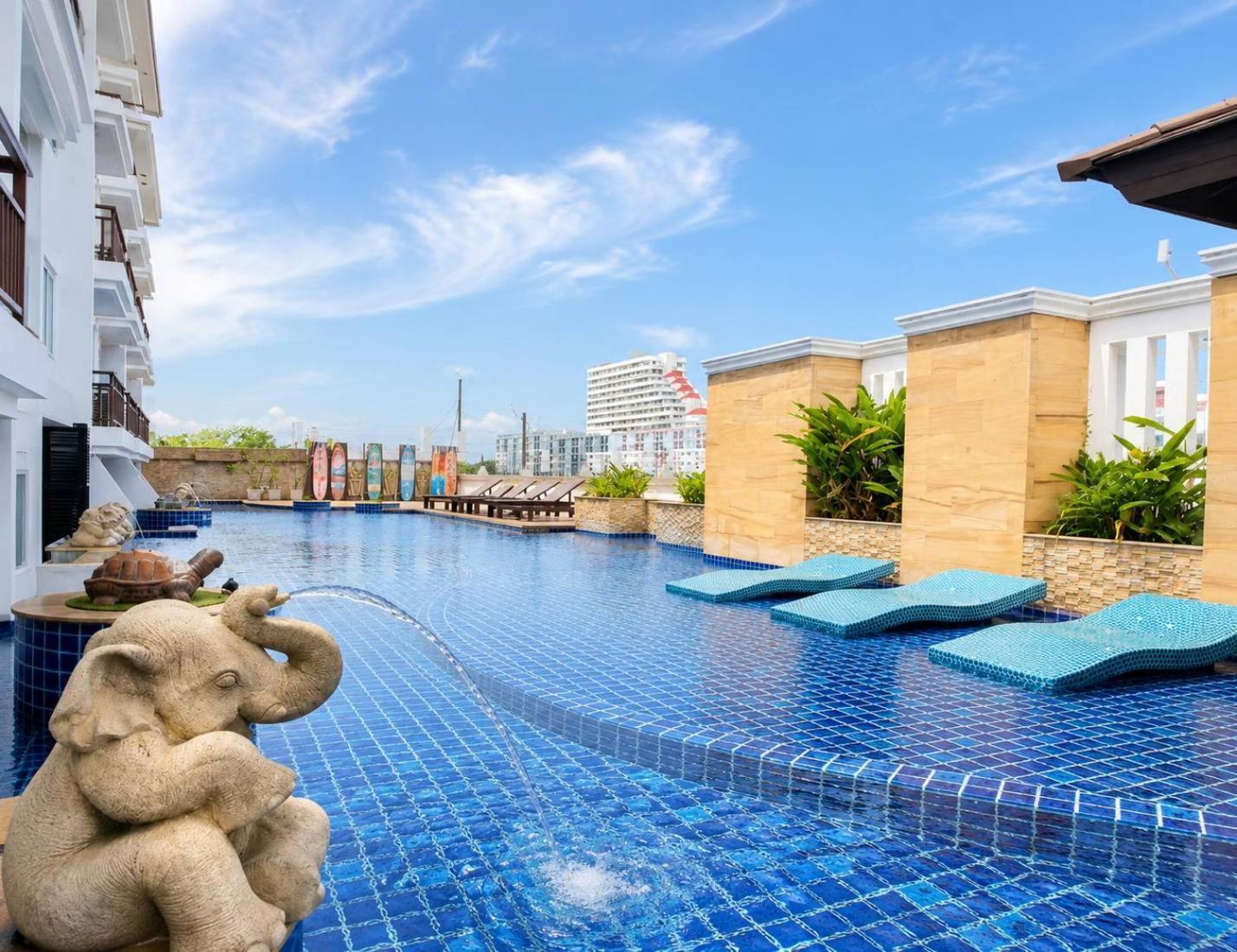 Chambre Double - Vue sur Piscine