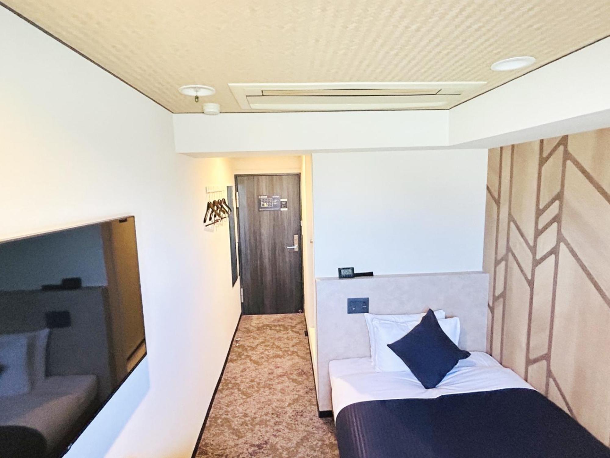 Double Room with Small Double Bed - Smoking