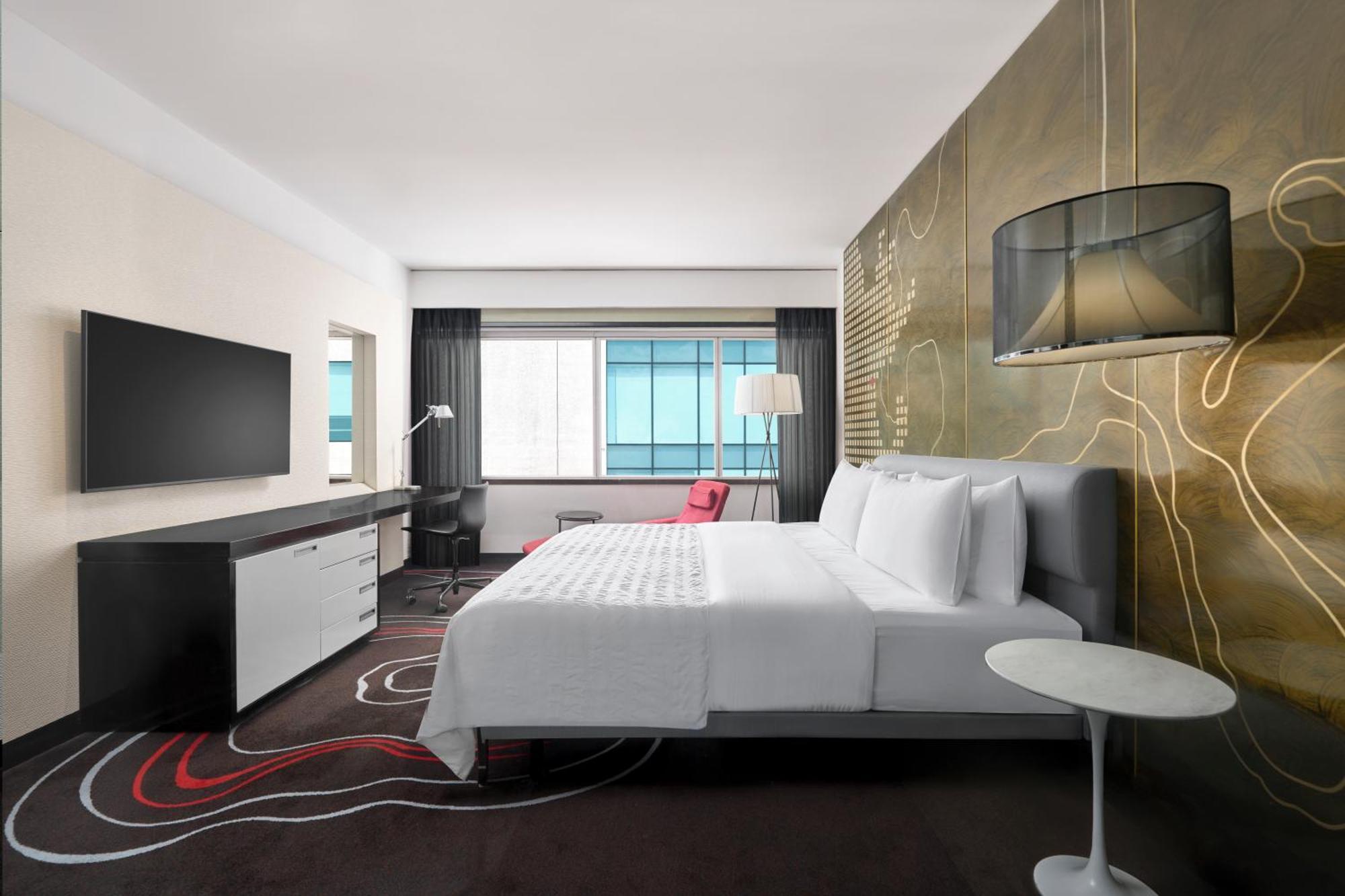 Guest room 1 King