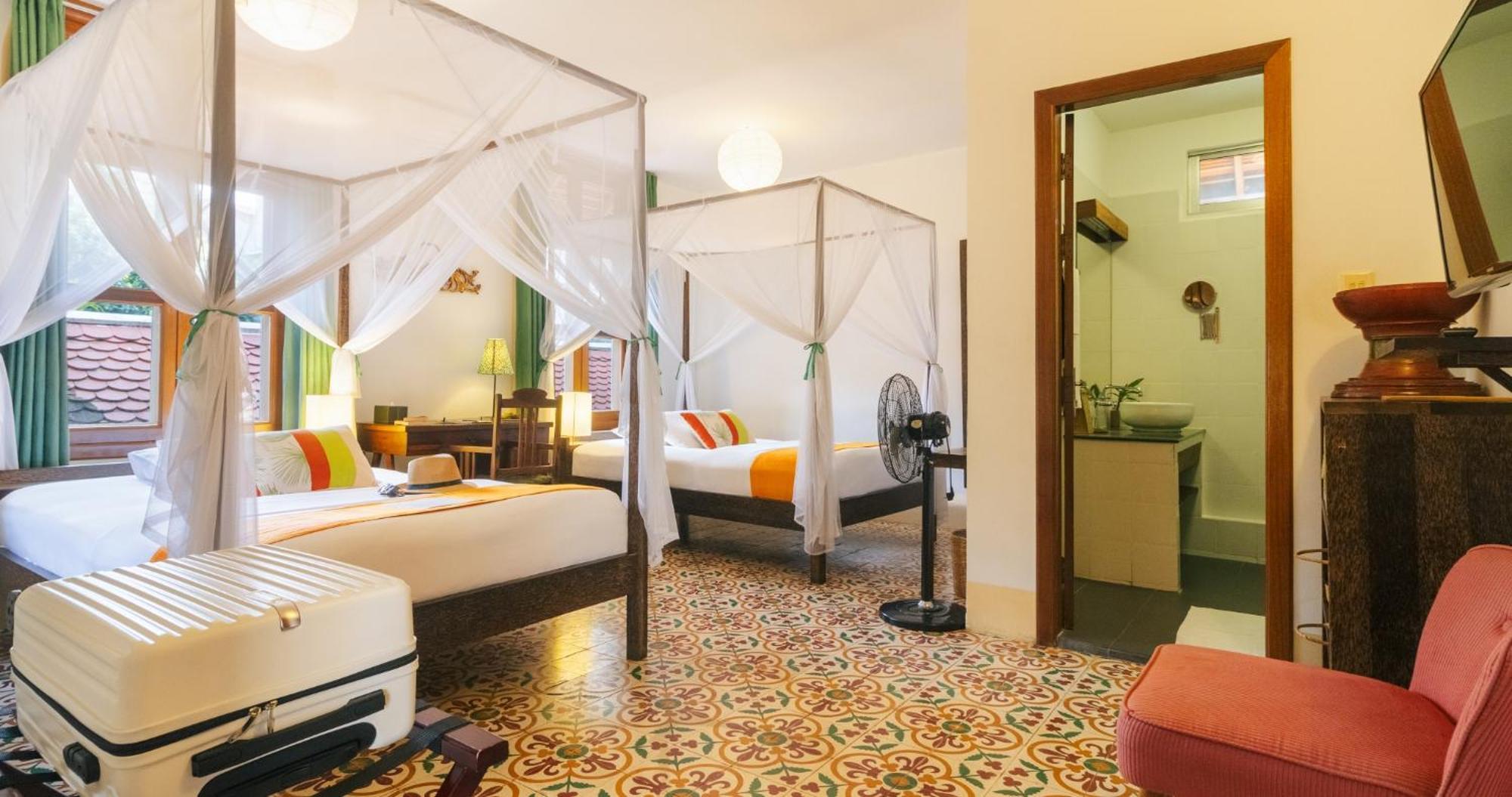 Twin Room