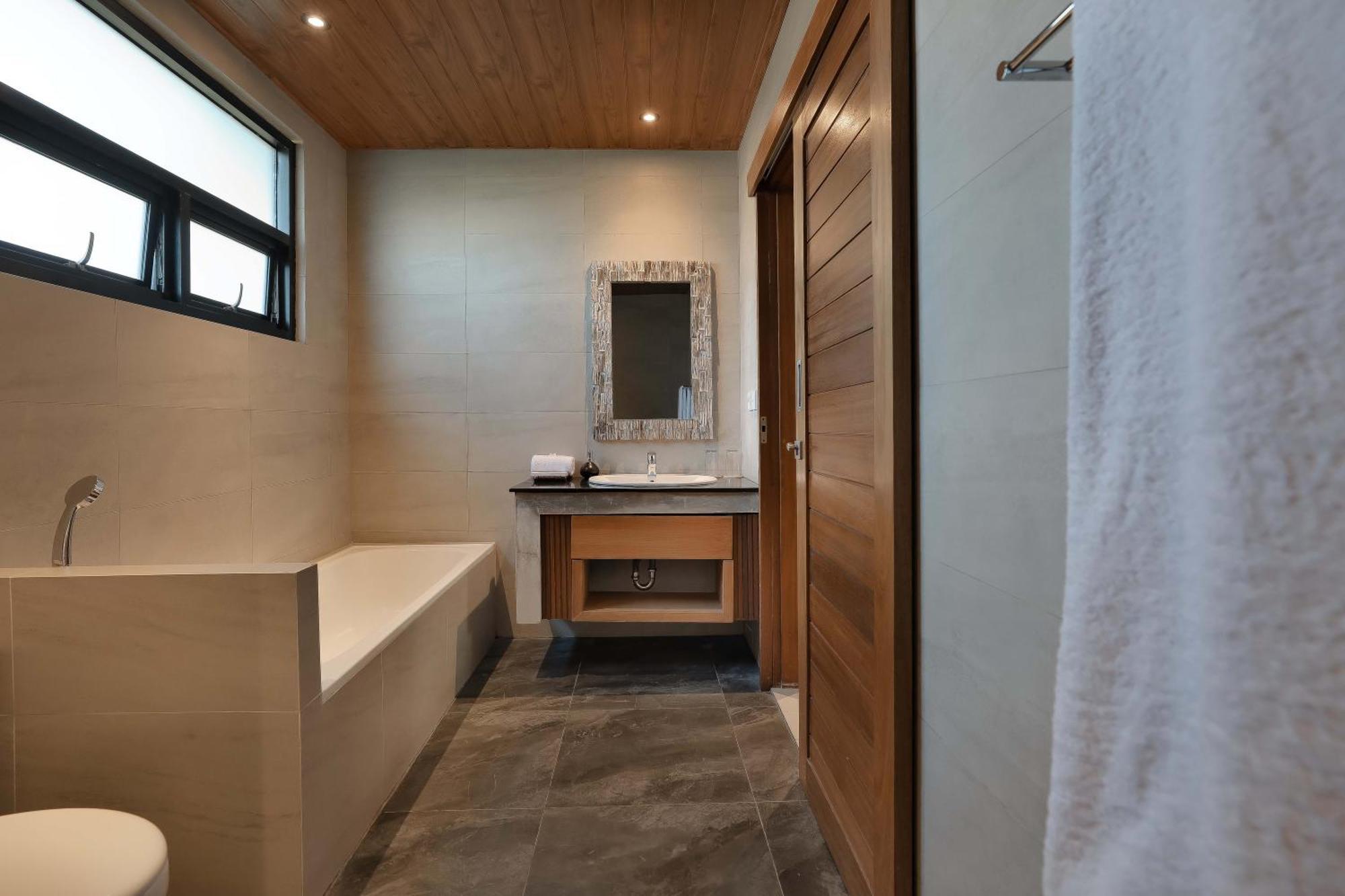 Family Suite Kitchenette