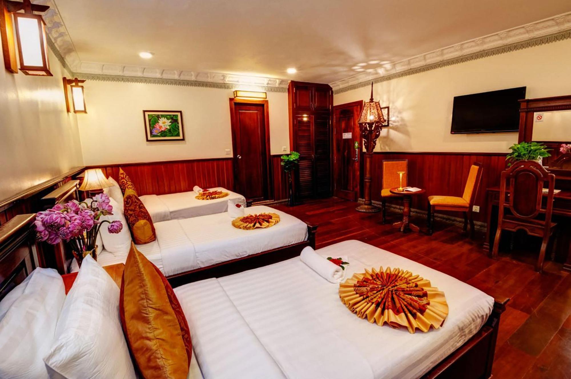 Superior Triple Room