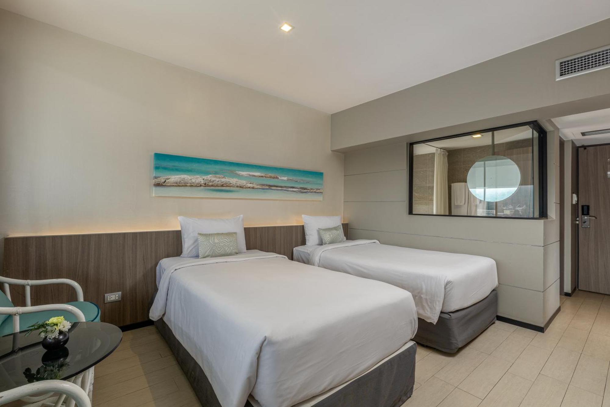 Premium Deluxe Twin Room