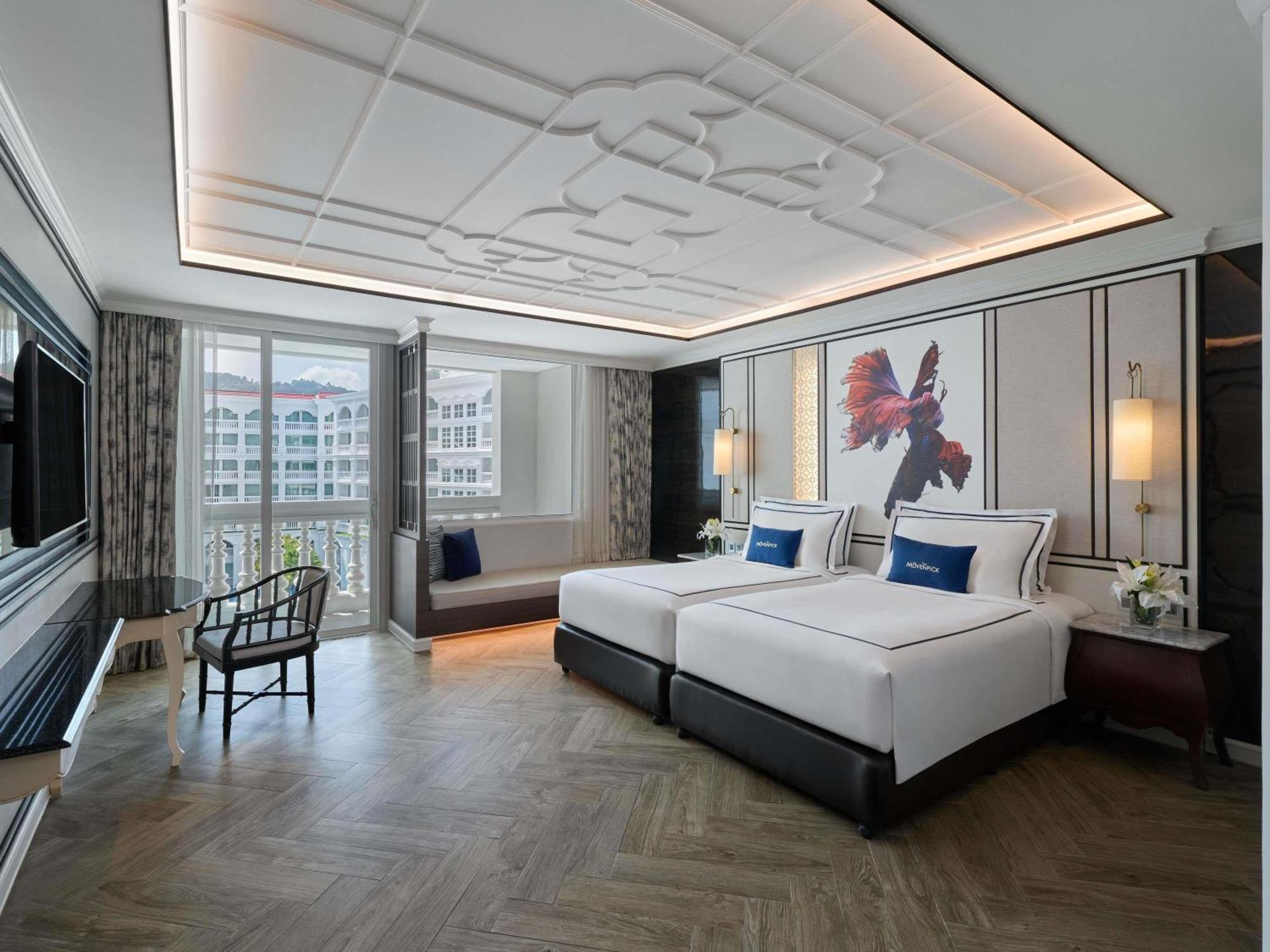 Deluxe Twin Room Pool View