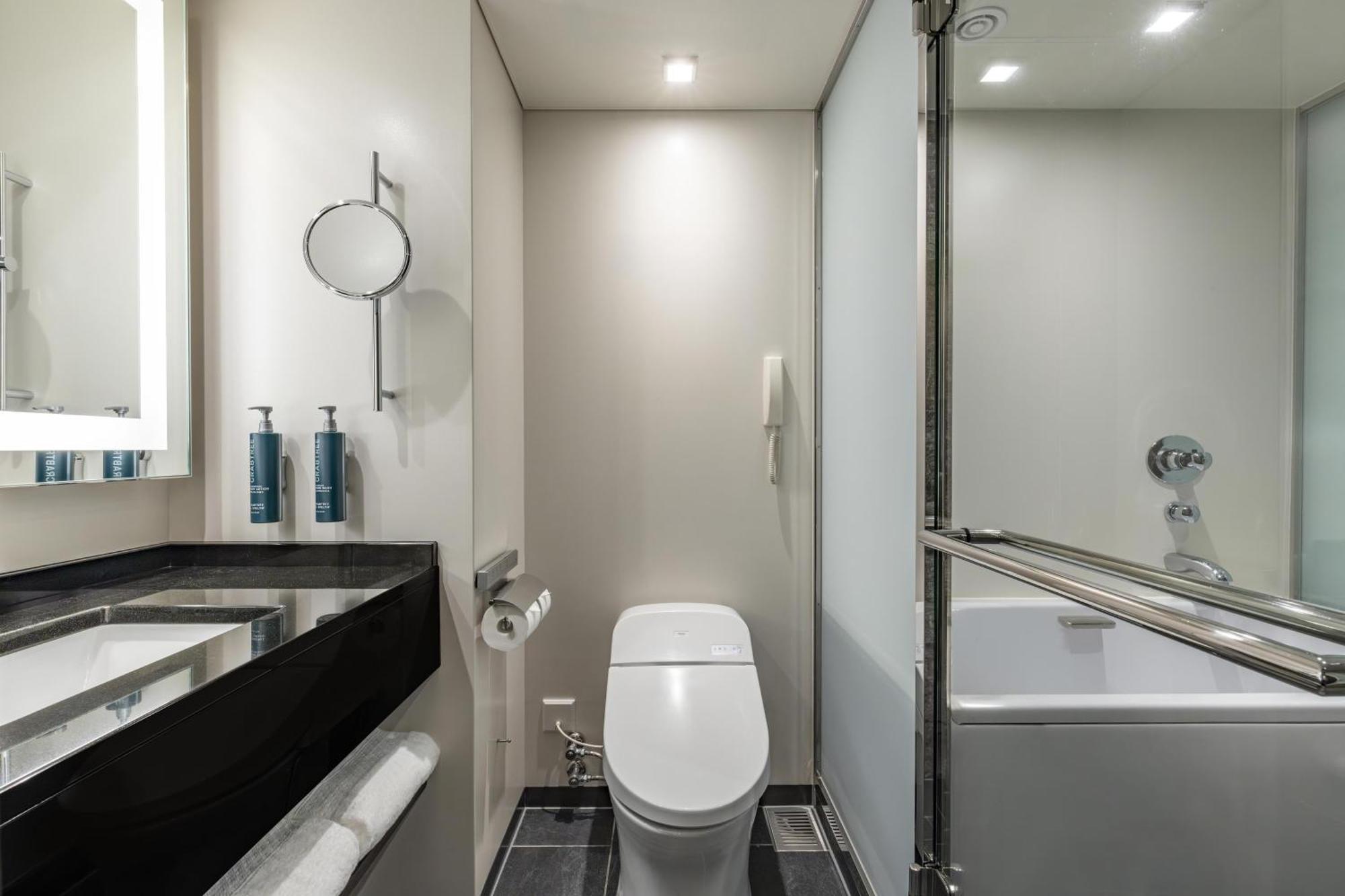 Premium Twin Room