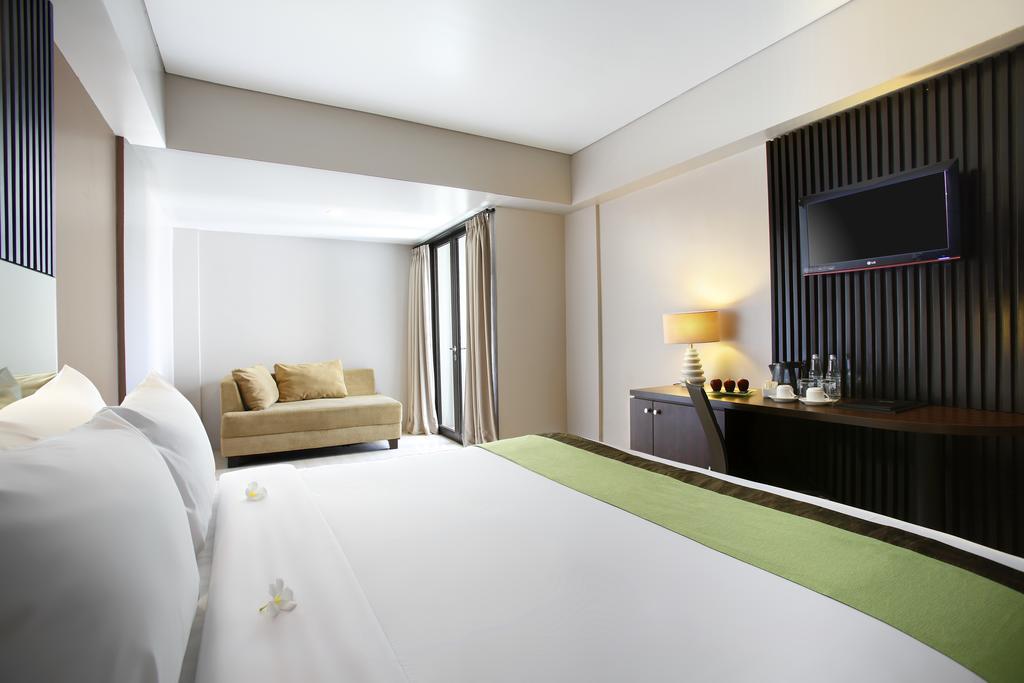 Deluxe Suite King Room,1277867290:JPEG