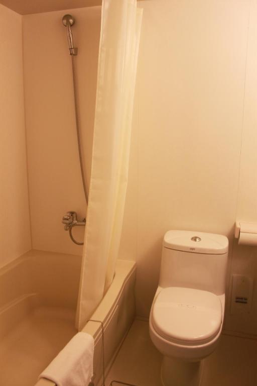 Twin Room - Non-Smoking,405018453:JPEG