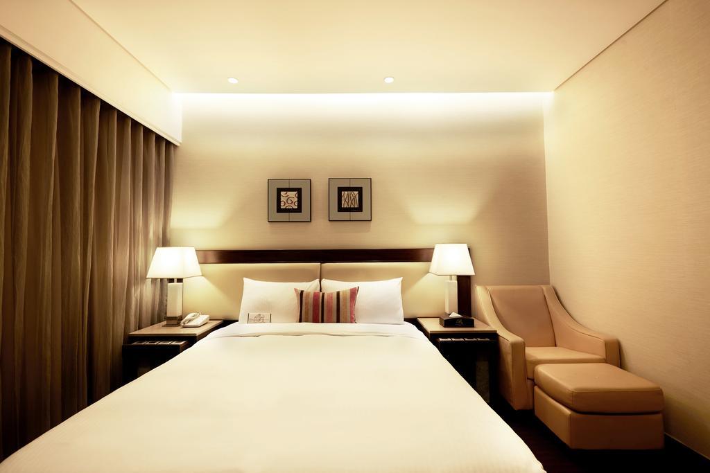 Superior Double Room,691326534:JPEG