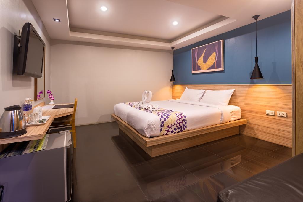 Standard Double Room - No Windows