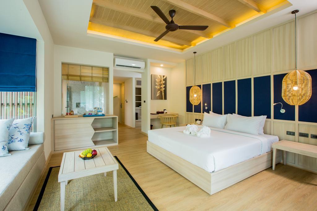 Chambre Double ou Lits Jumeaux de Luxe avec Accès Piscine