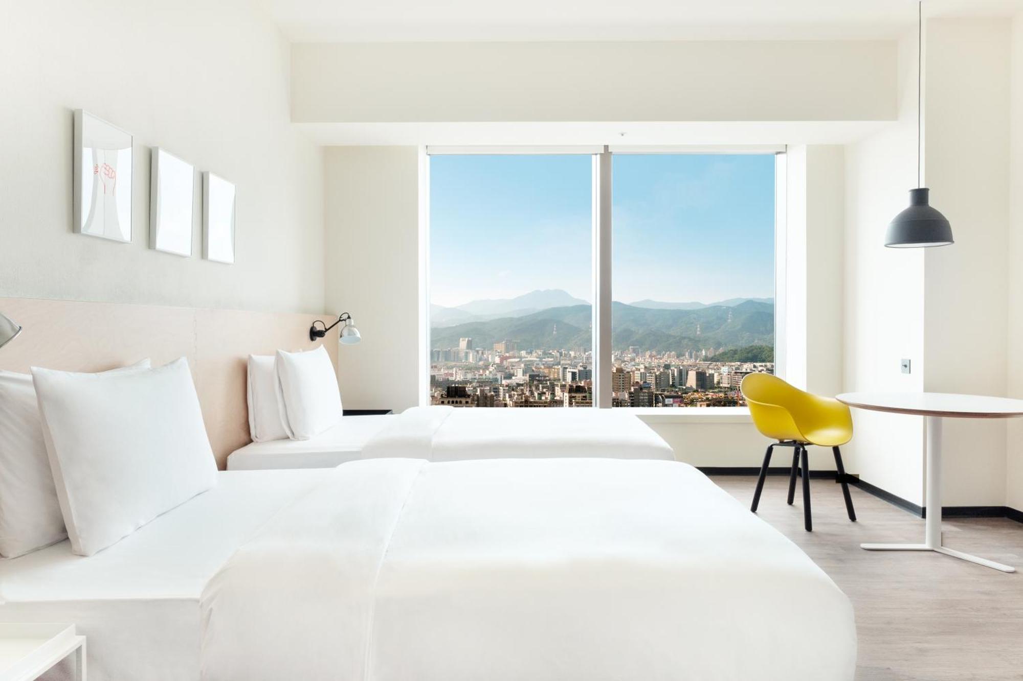 Chambre Lits Jumeaux - Vue sur Rivière - Superficie Moyenne