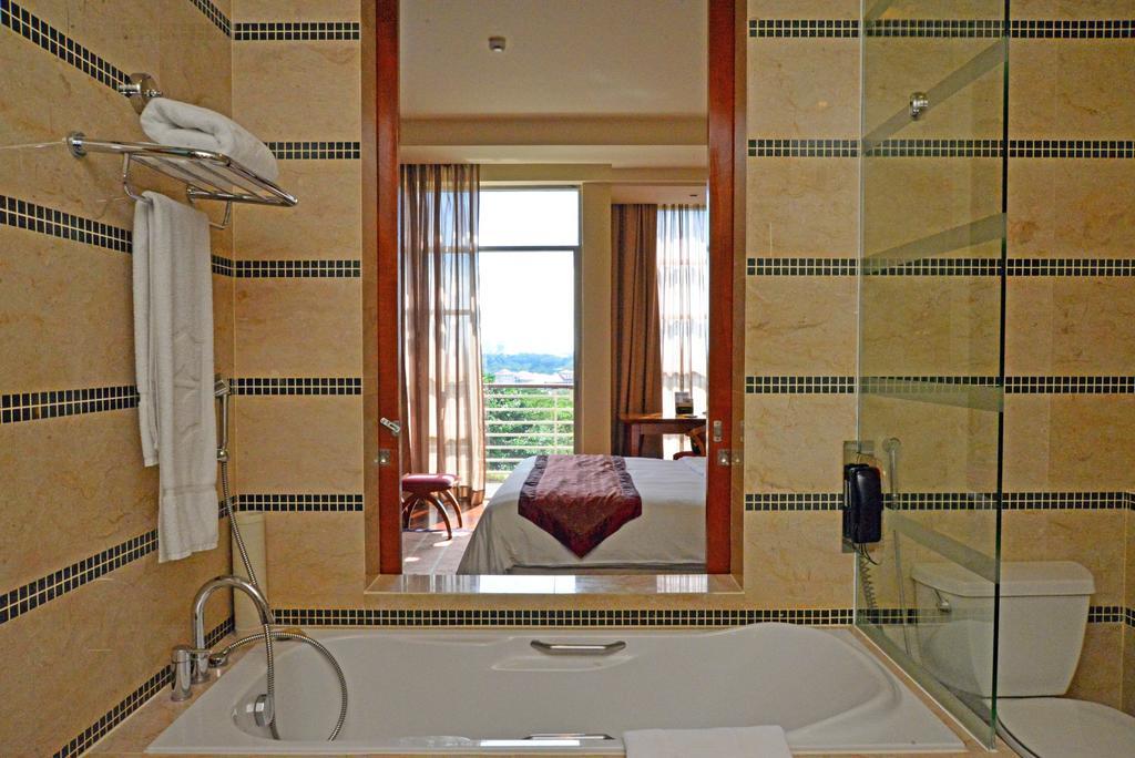 Deluxe Garden View - Spa Staycation